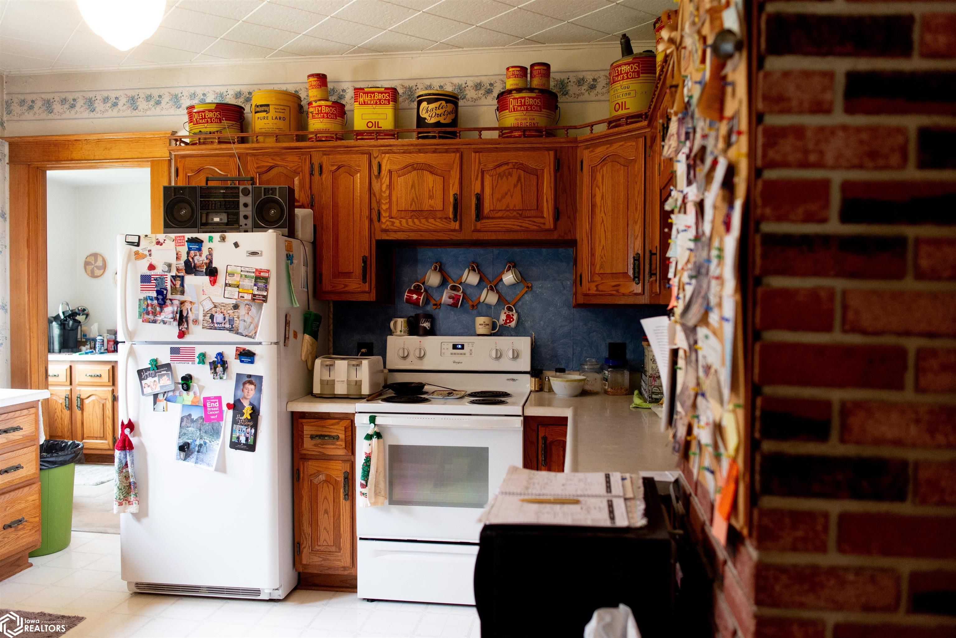 205 SE Jackson, Greenfield, Iowa image 45