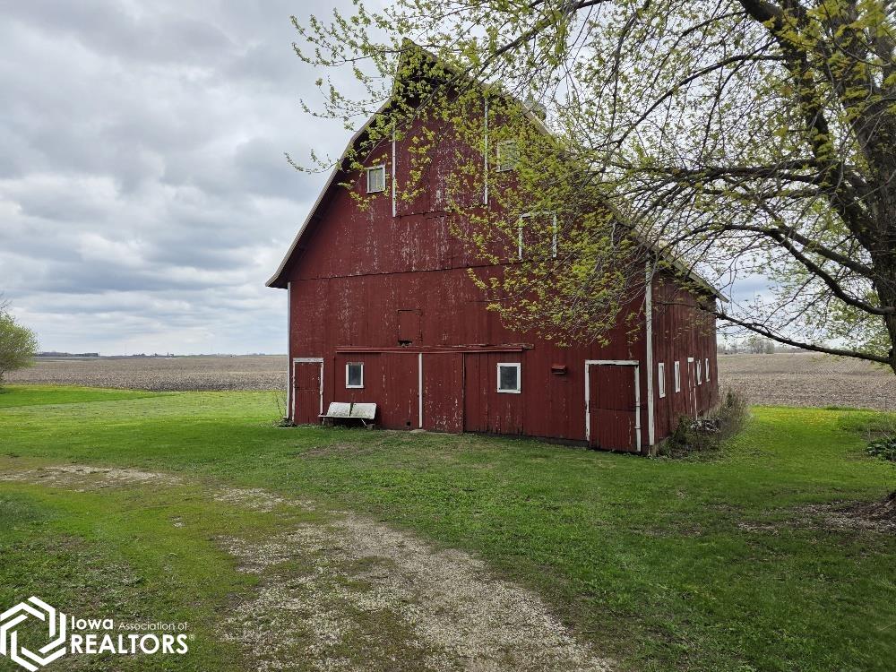 704 Lake Street, Blairsburg, Iowa image 2