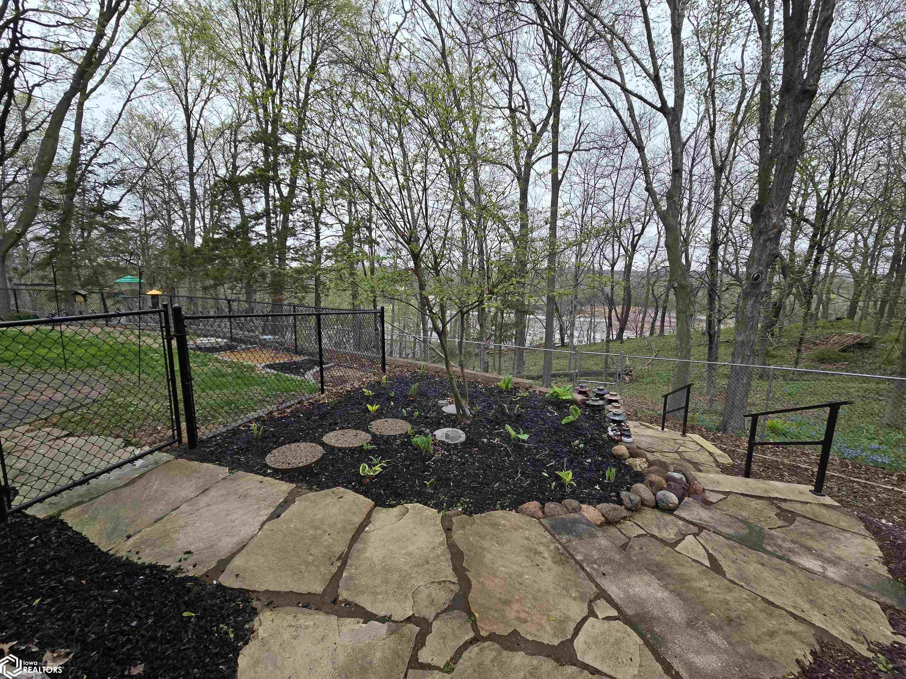 2020 Edgewood Drive, Webster City, Iowa image 25