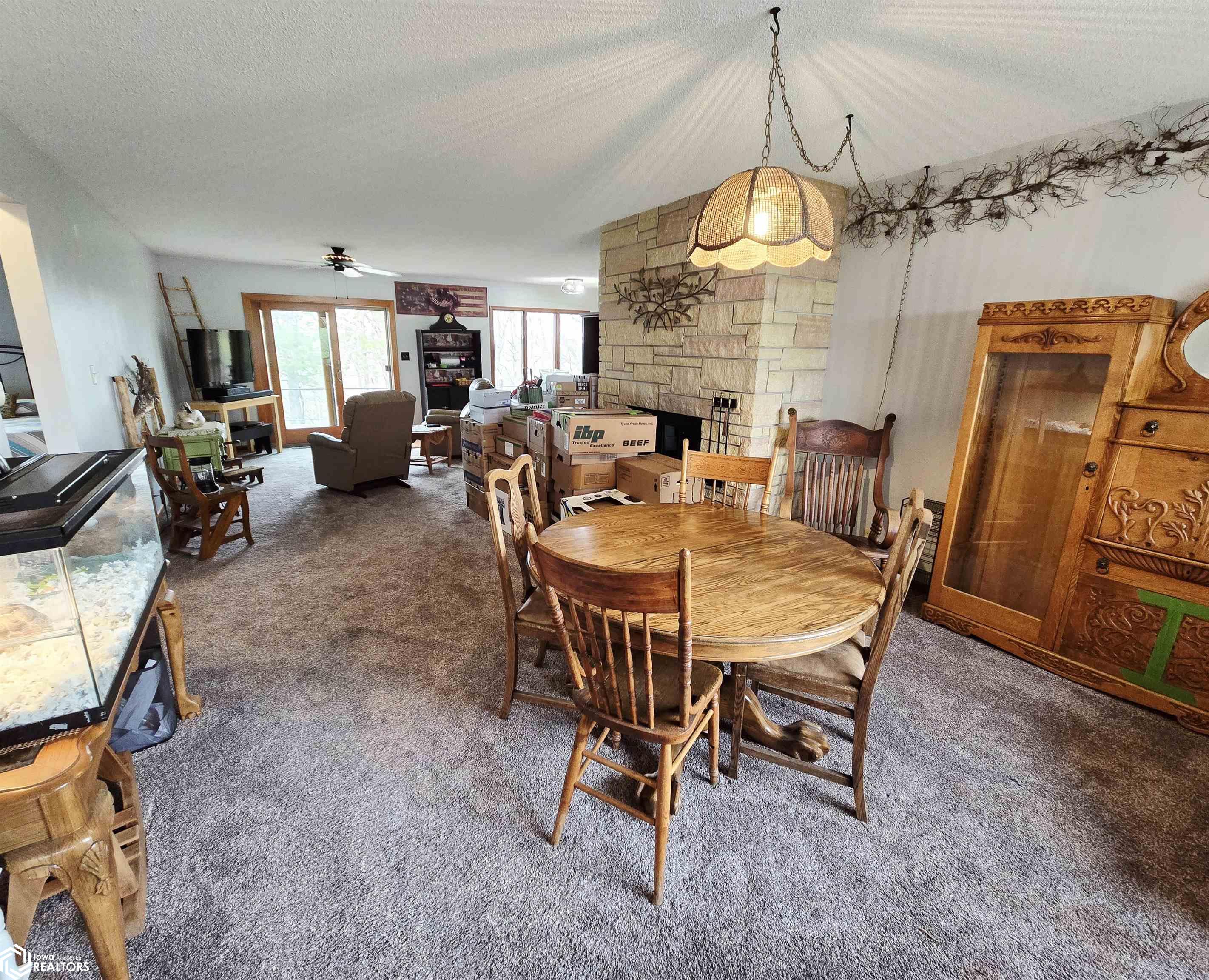 2020 Edgewood Drive, Webster City, Iowa image 3