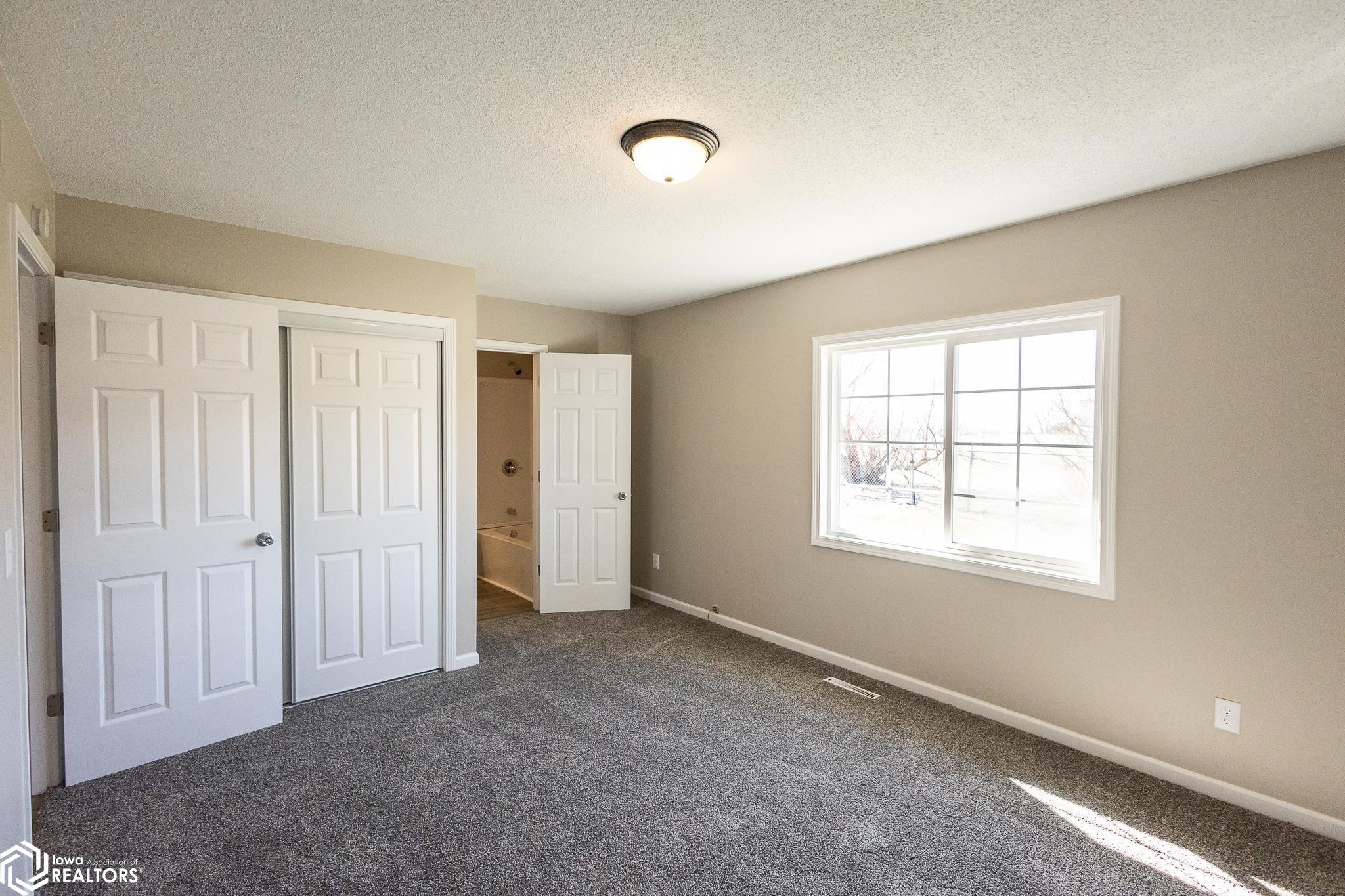 126 Indian Avenue, Forest City, Iowa image 10