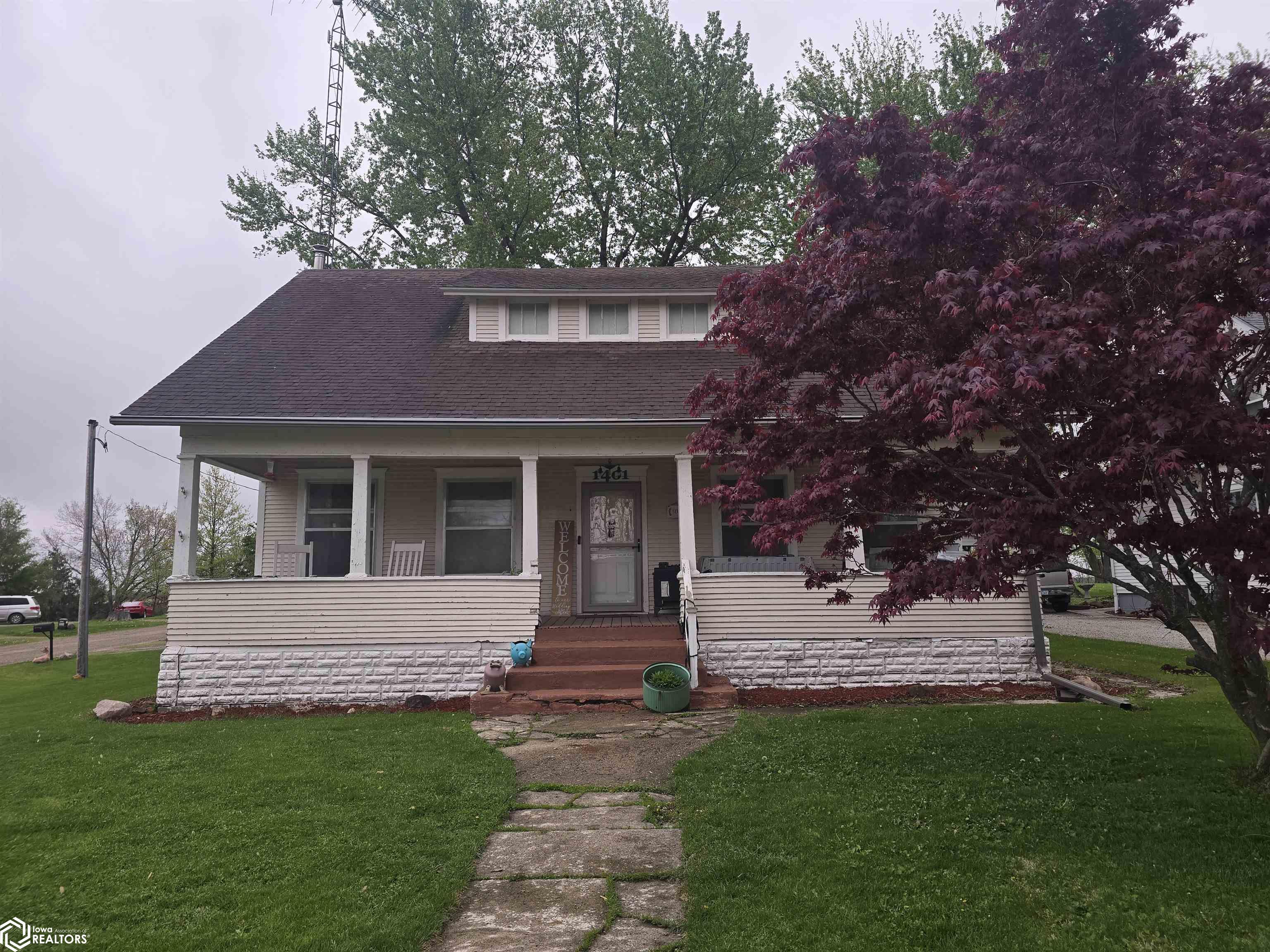 1401 3rd Street, Batavia, Iowa image 1
