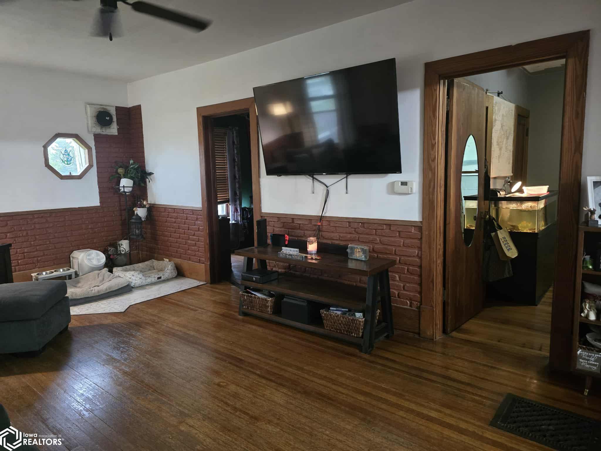 1401 3rd Street, Batavia, Iowa image 12