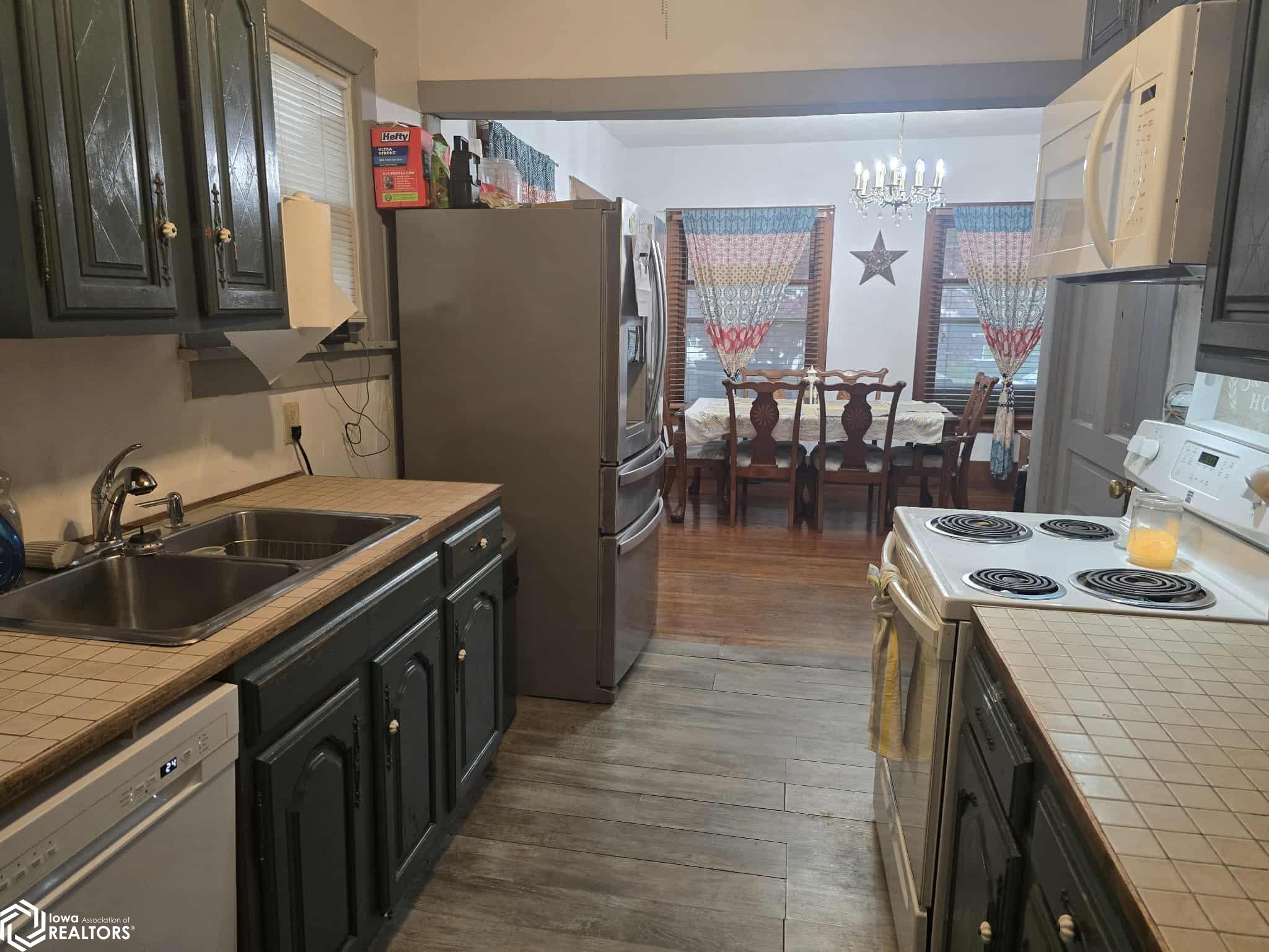 1401 3rd Street, Batavia, Iowa image 8