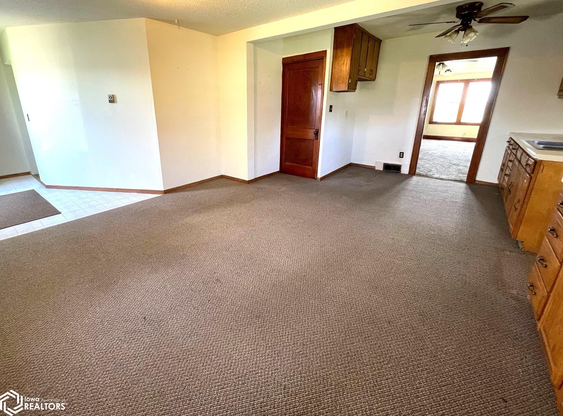 480 E 92nd Street, Kellogg, Iowa image 18