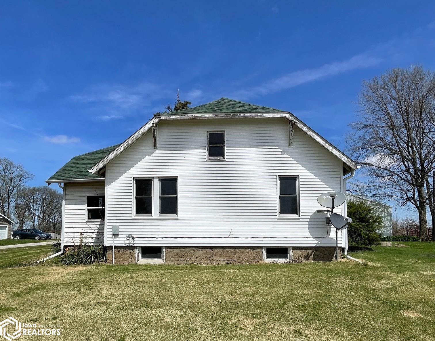480 E 92nd Street, Kellogg, Iowa image 4