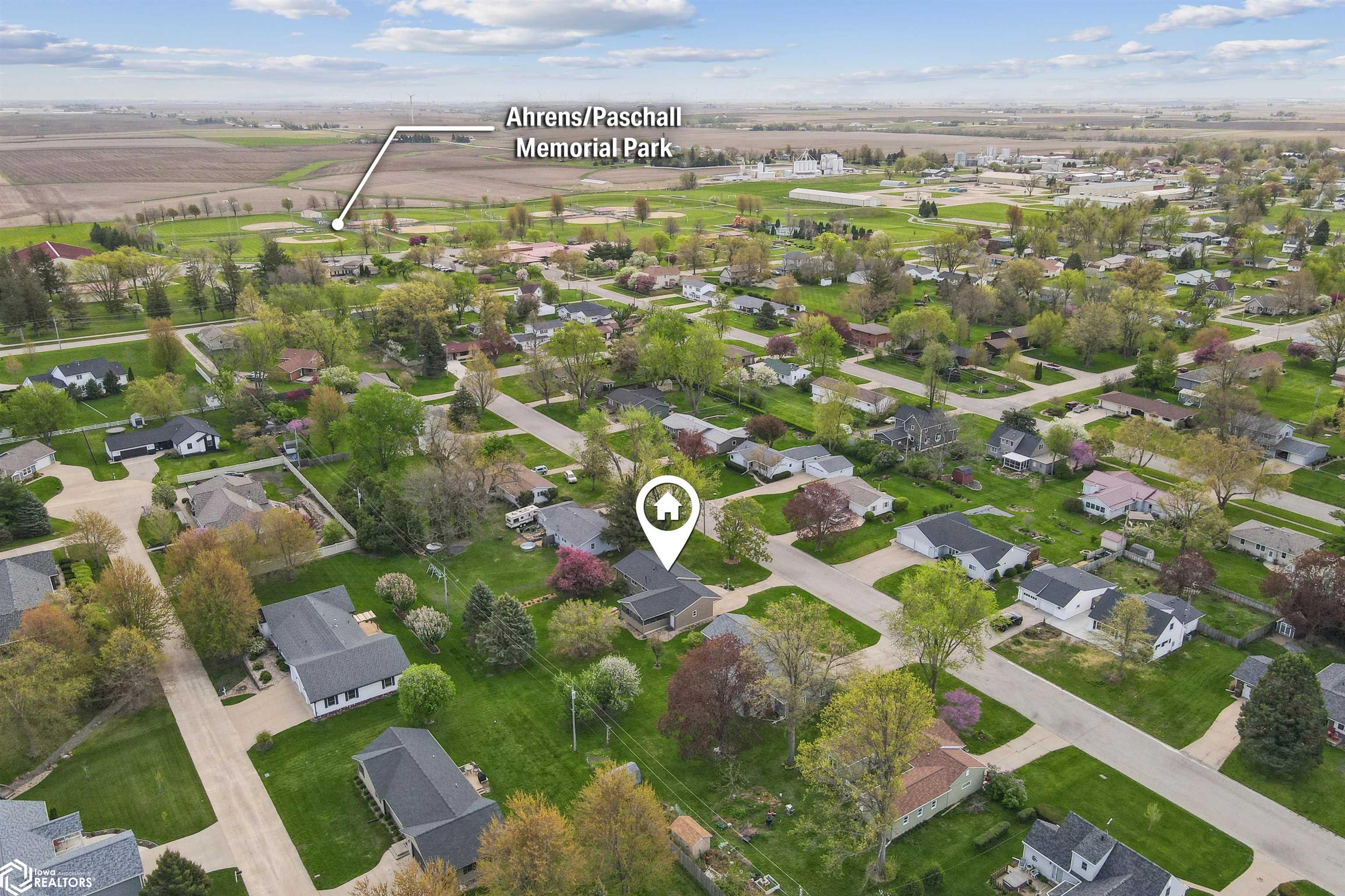 1711 10th Avenue Place, Grinnell, Iowa image 20