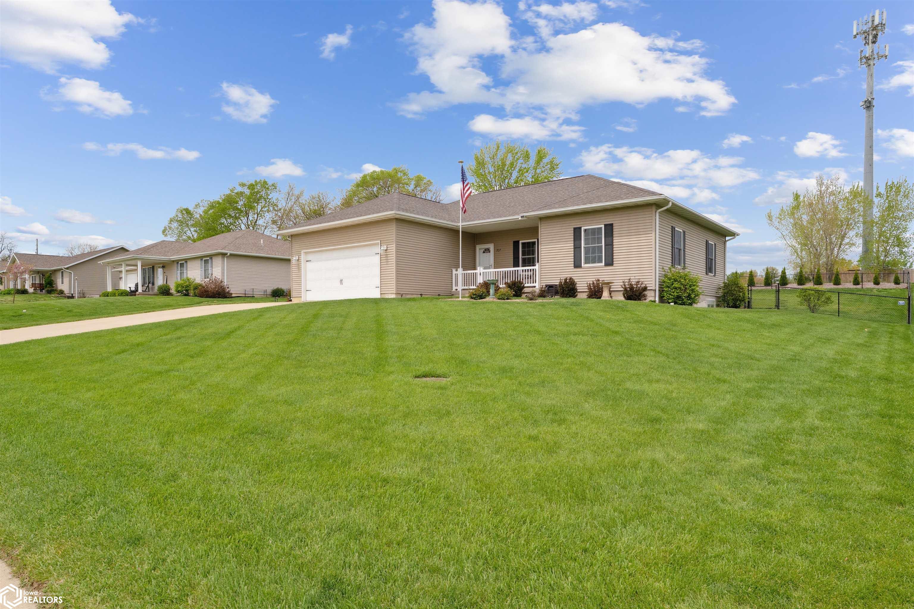 707 E Bell Dr., Mount Pleasant, Iowa image 3