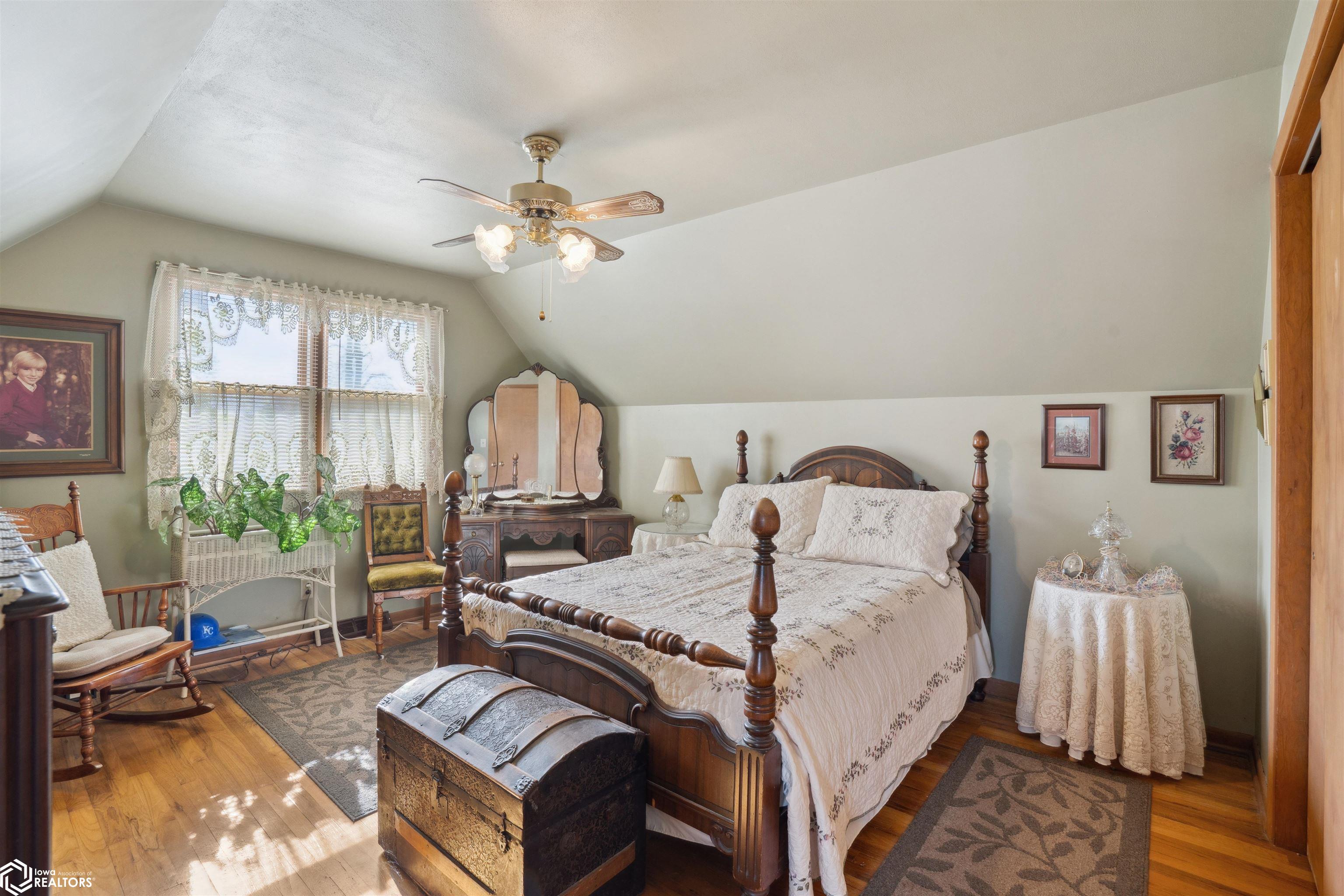 1717 10th Avenue, Grinnell, Iowa image 15