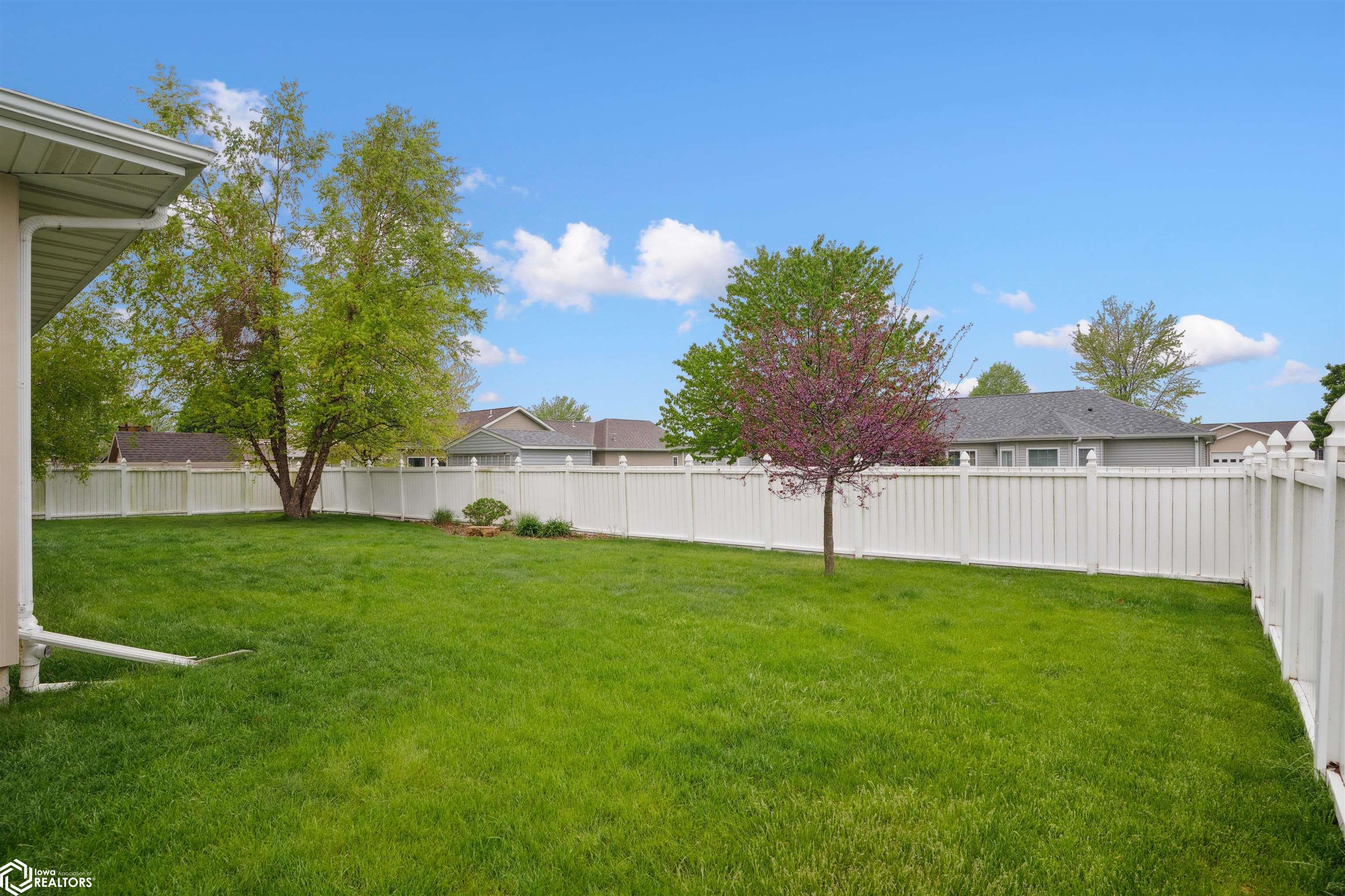 1527 Winchester Dr, Burlington, Iowa image 33