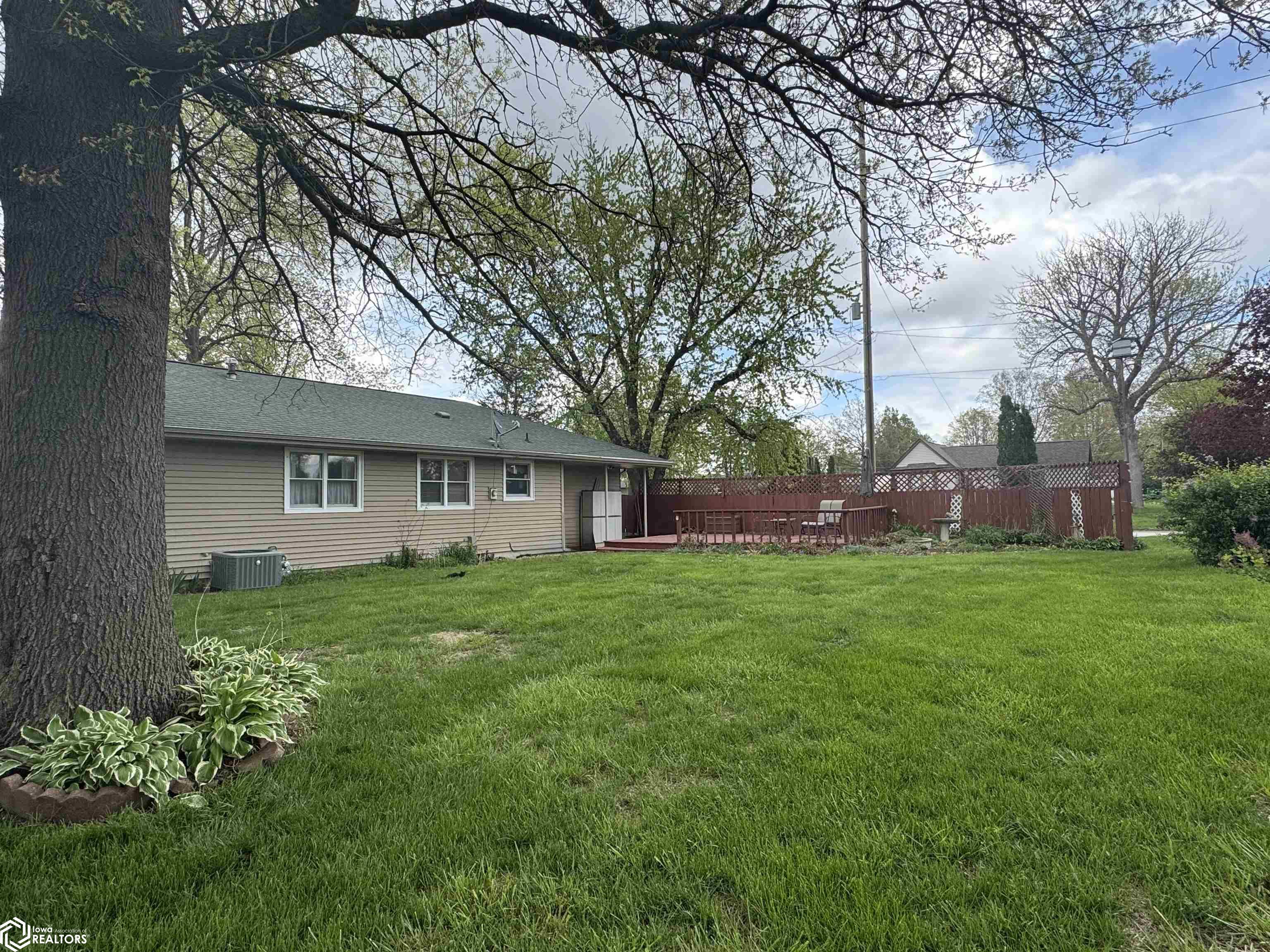 402 E Buckeye, Creston, Iowa image 4
