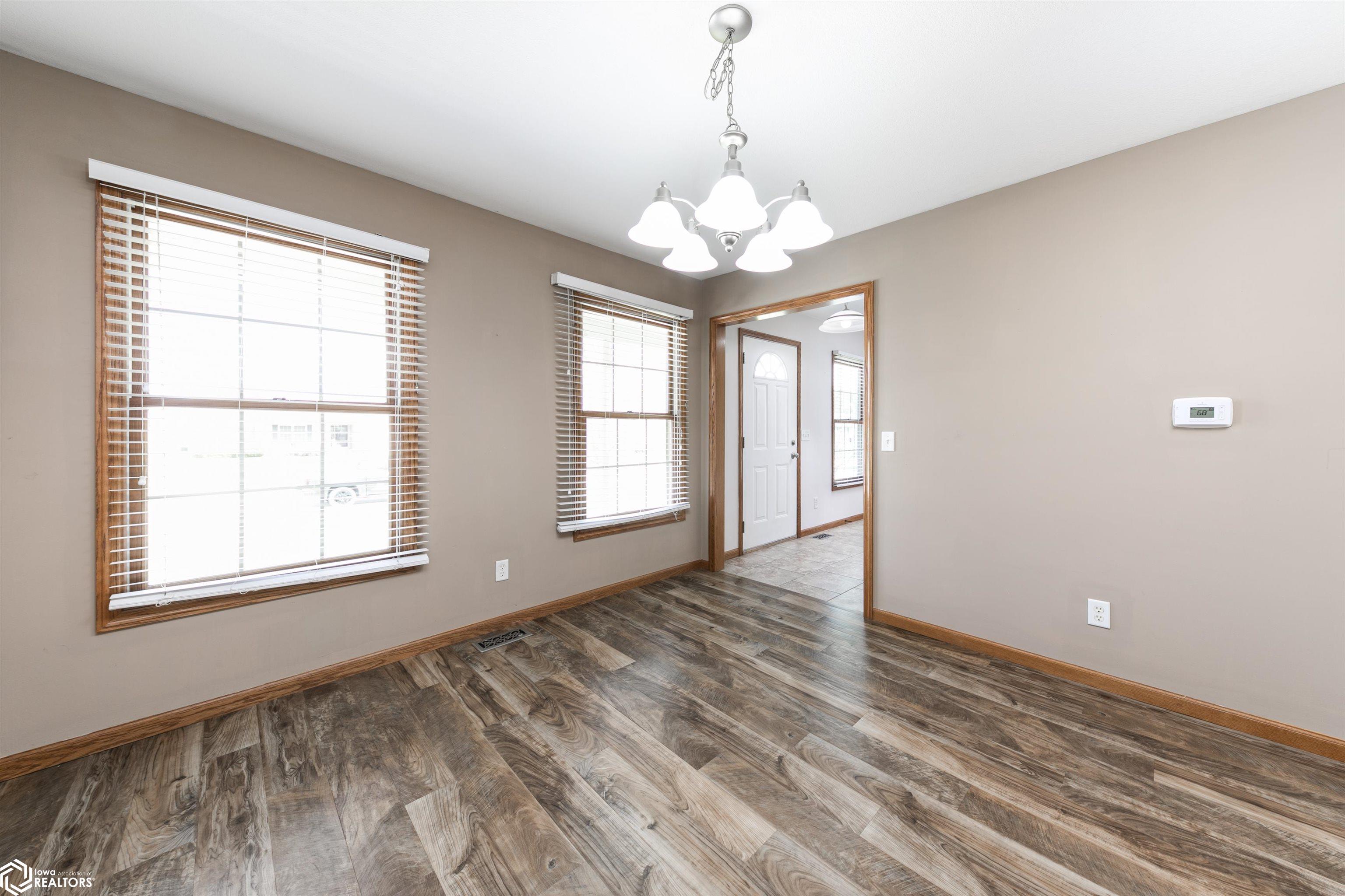 3212 Hunter, Eldridge, Iowa image 17