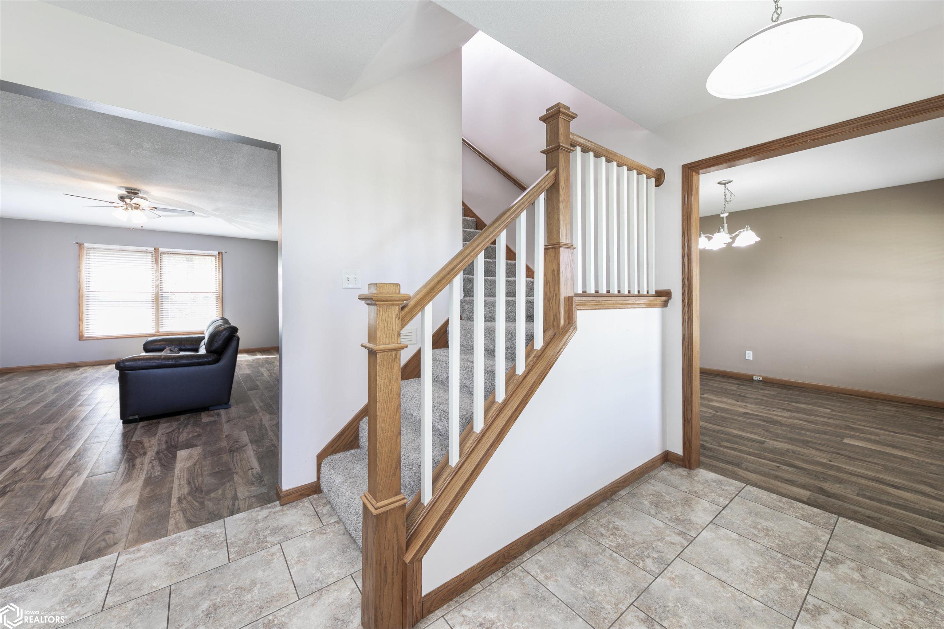 3212 Hunter, Eldridge, Iowa image 18