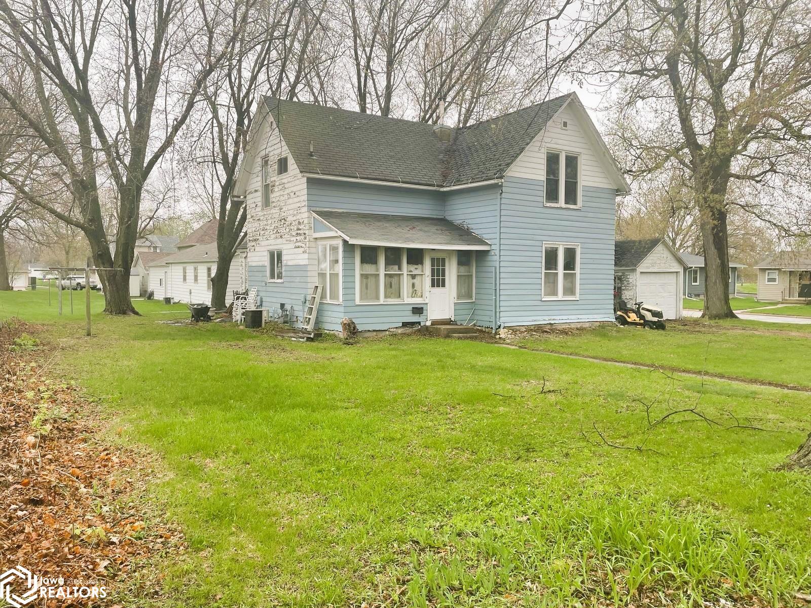 802 S Lake Street, Lake Mills, Iowa image 3