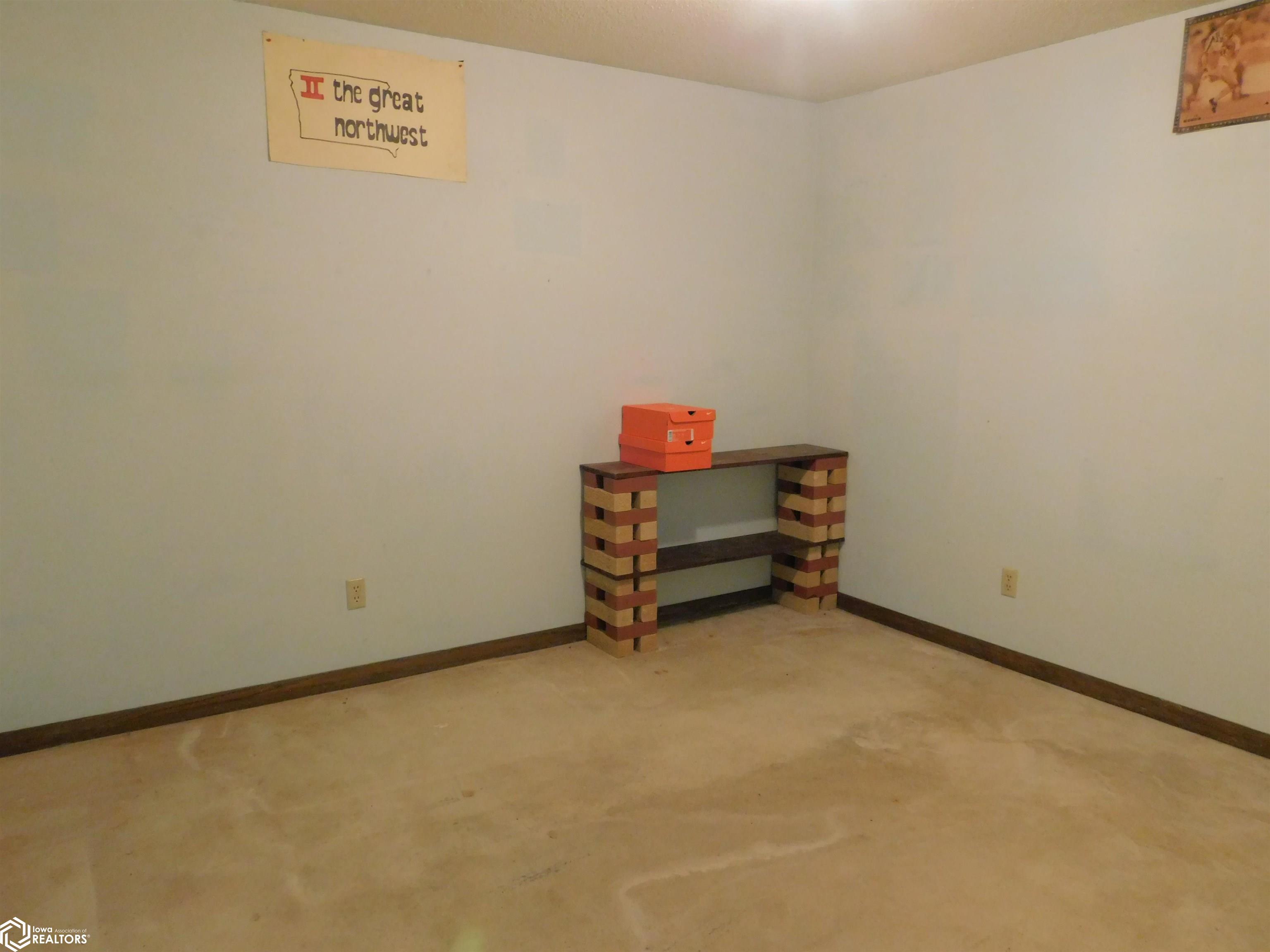 1016 Ridge Road, Denison, Iowa image 22