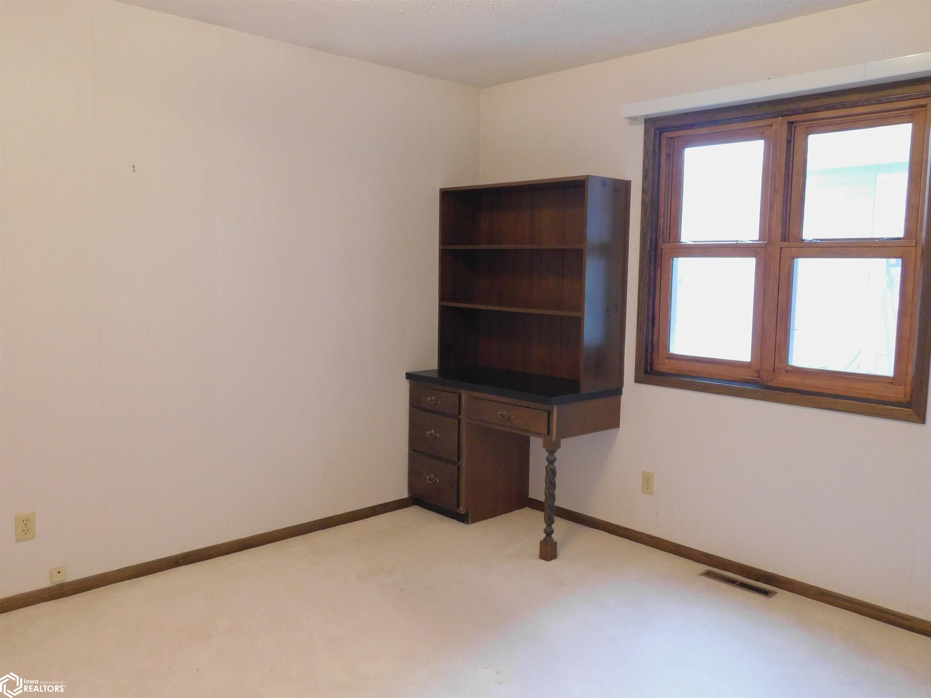 1016 Ridge Road, Denison, Iowa image 8
