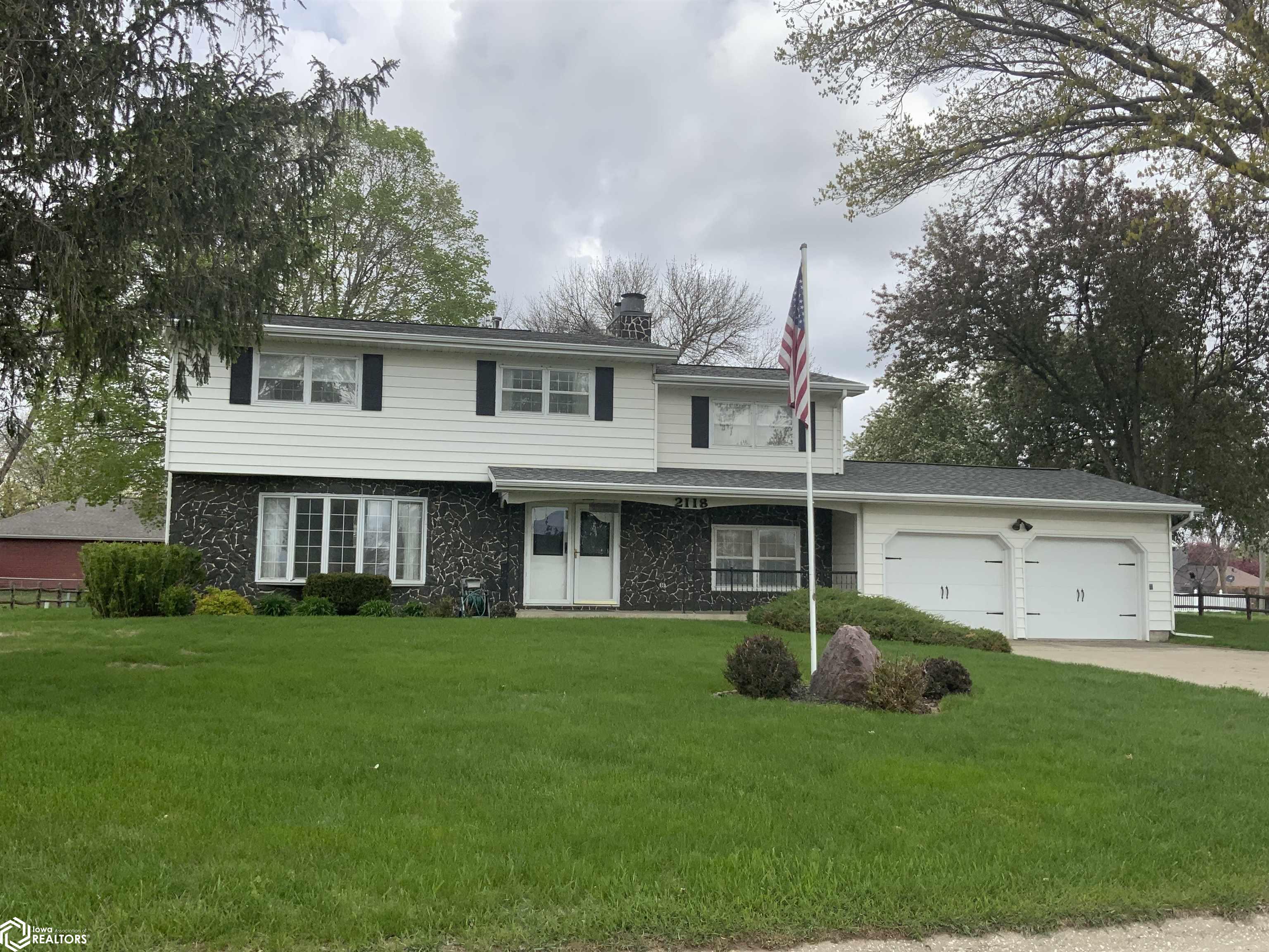 2118 9th Avenue, Denison, Iowa image 1