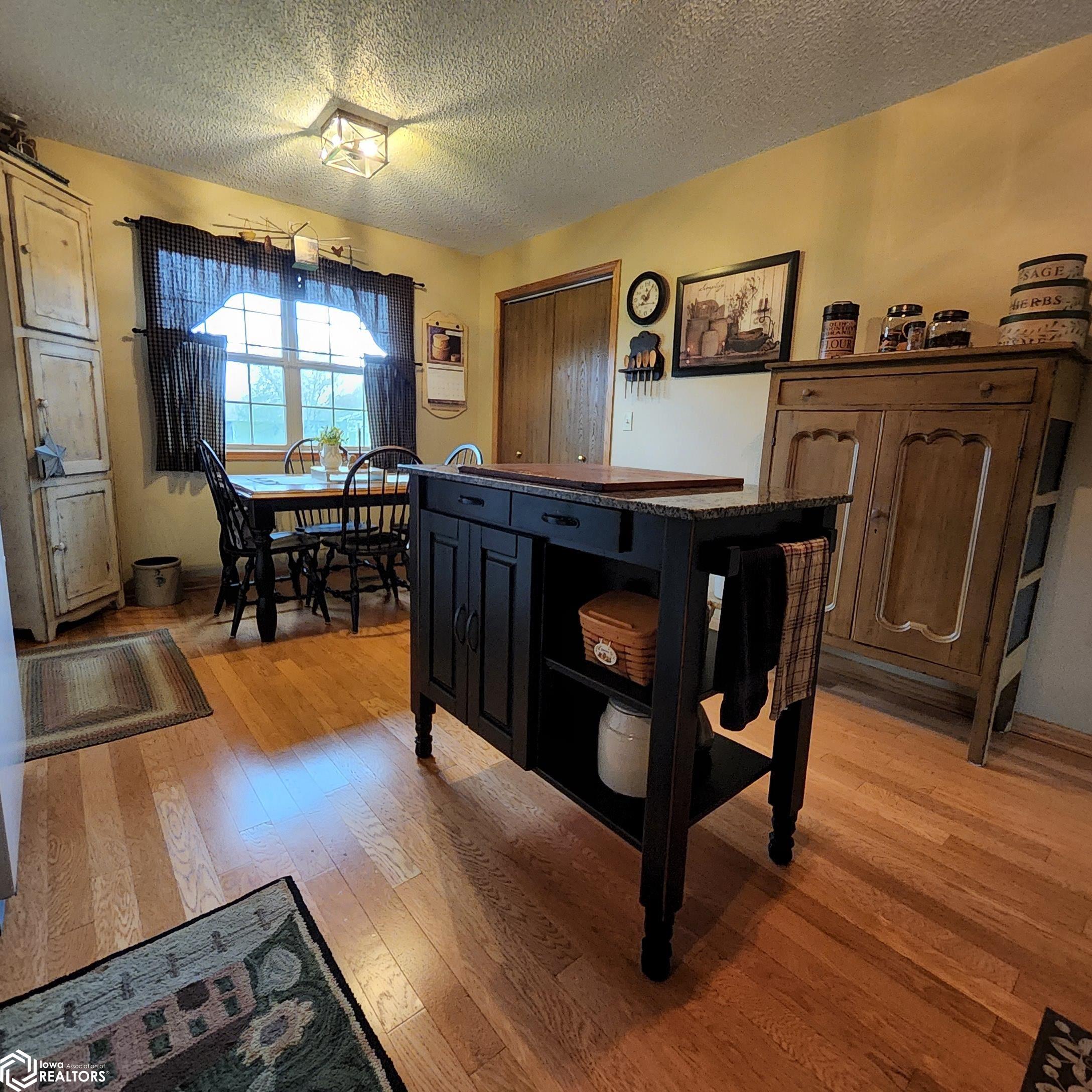 805 Spring Street, Shelby, Iowa image 9