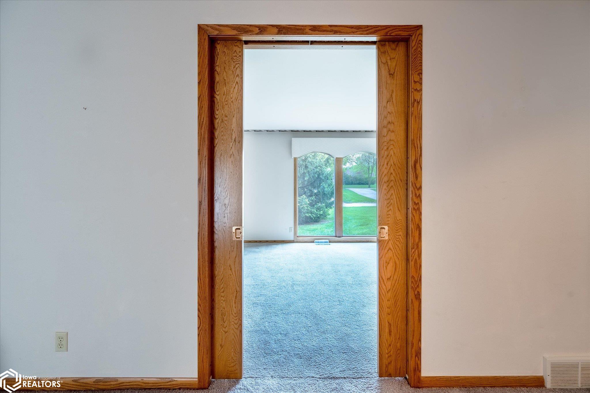 2 Country Club Lane, Shenandoah, Iowa image 9