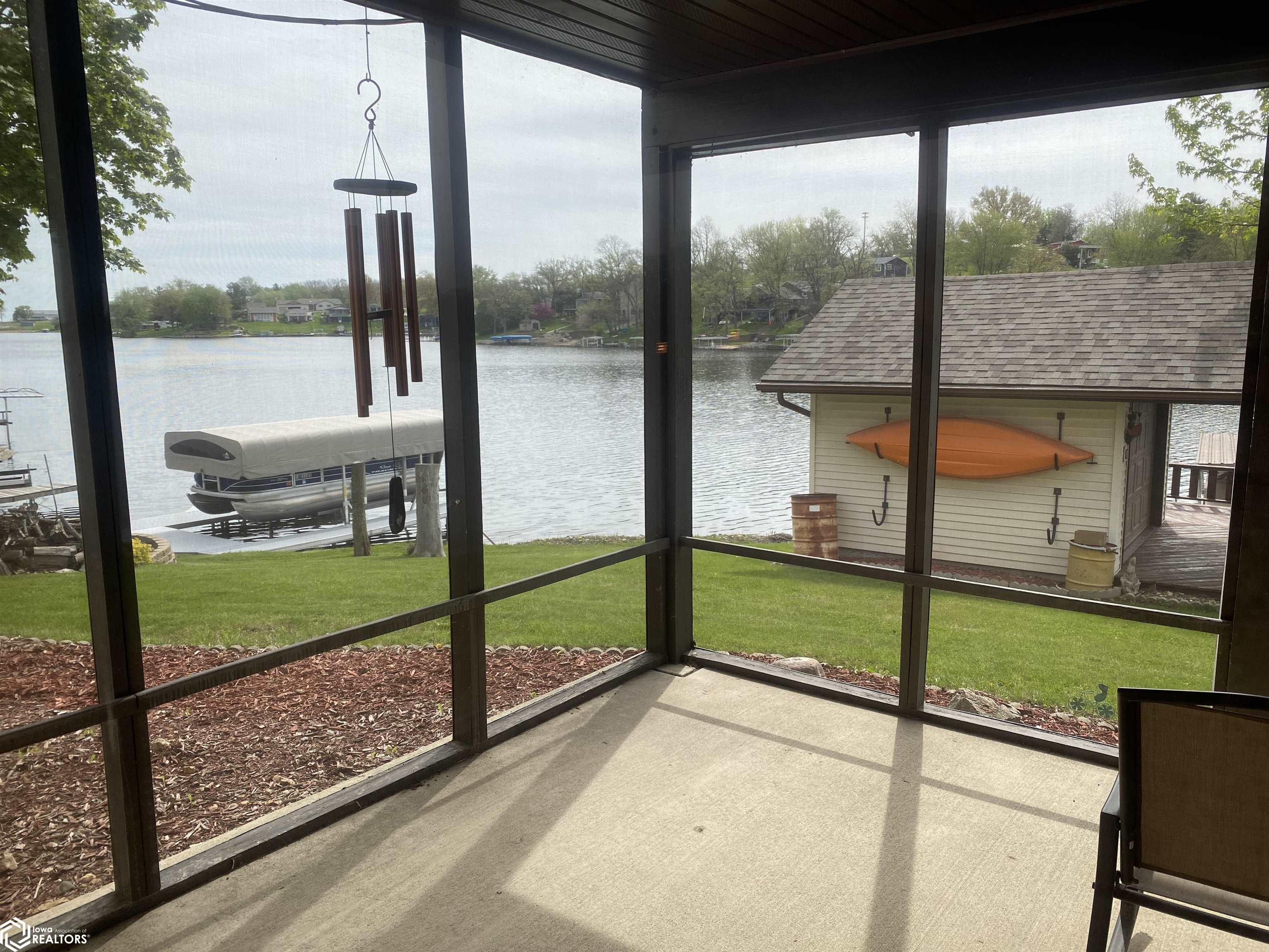 5030 N Lakeshore Drive, Brooklyn, Iowa image 17