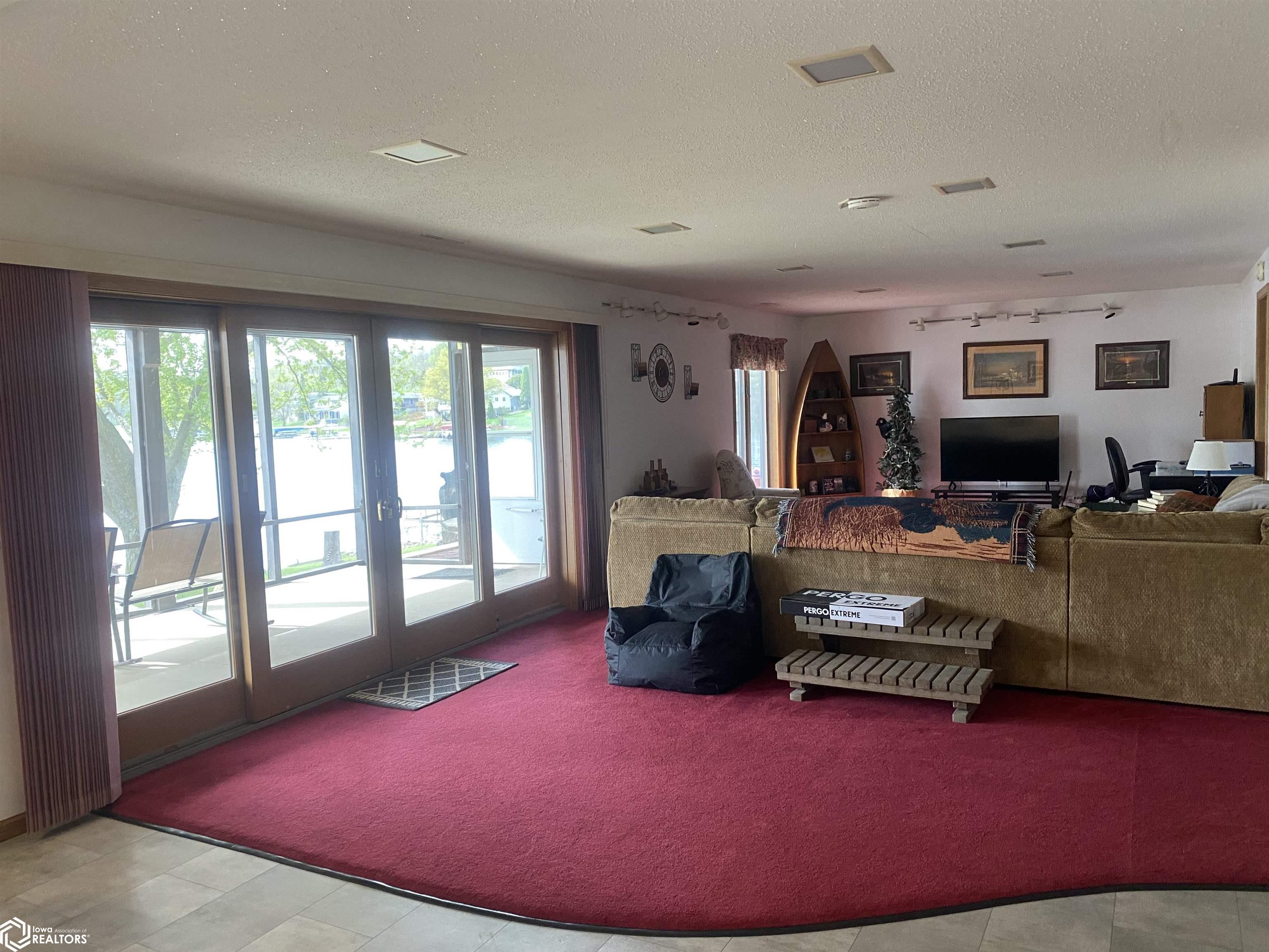5030 N Lakeshore Drive, Brooklyn, Iowa image 23