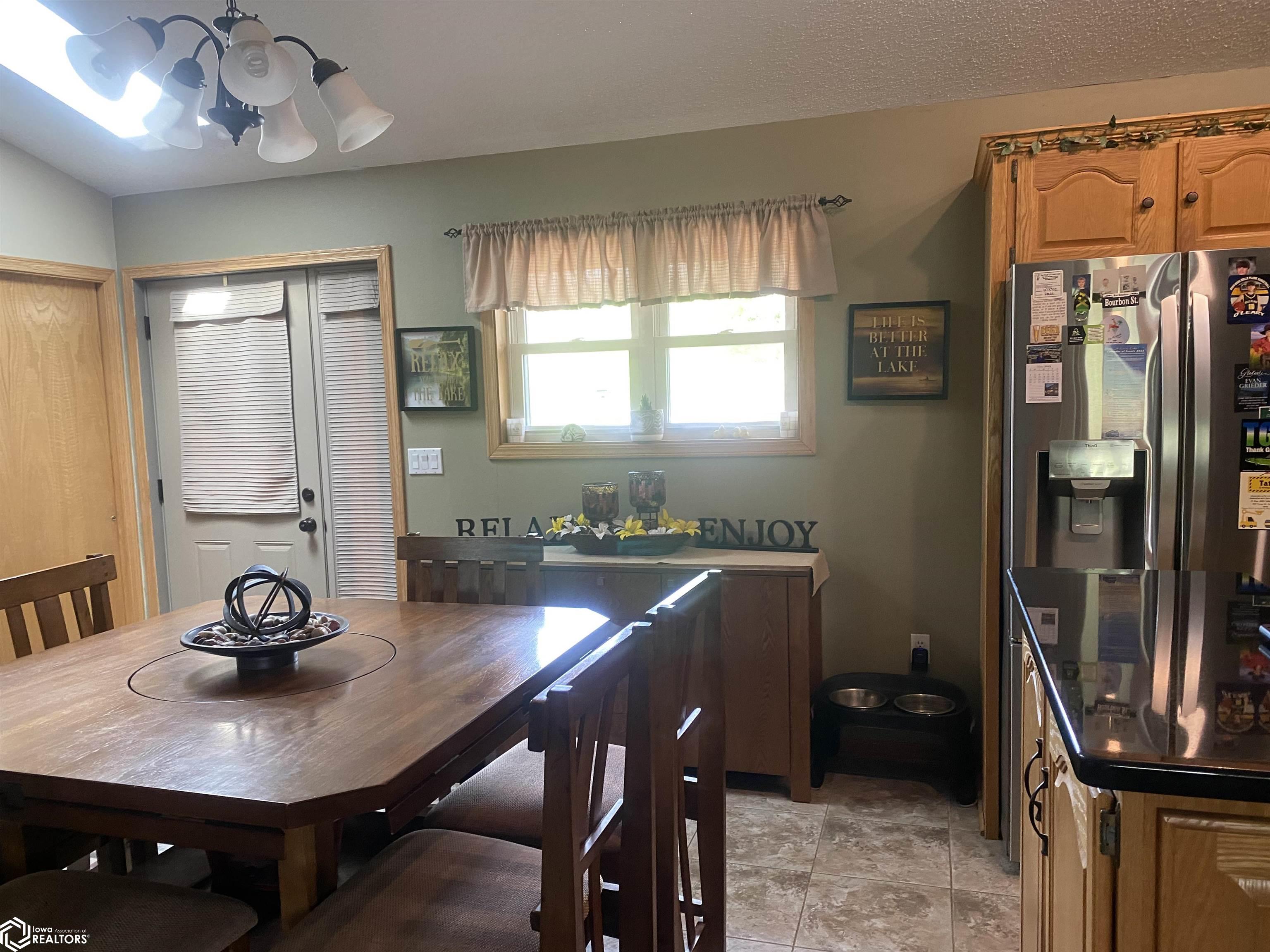 5030 N Lakeshore Drive, Brooklyn, Iowa image 4