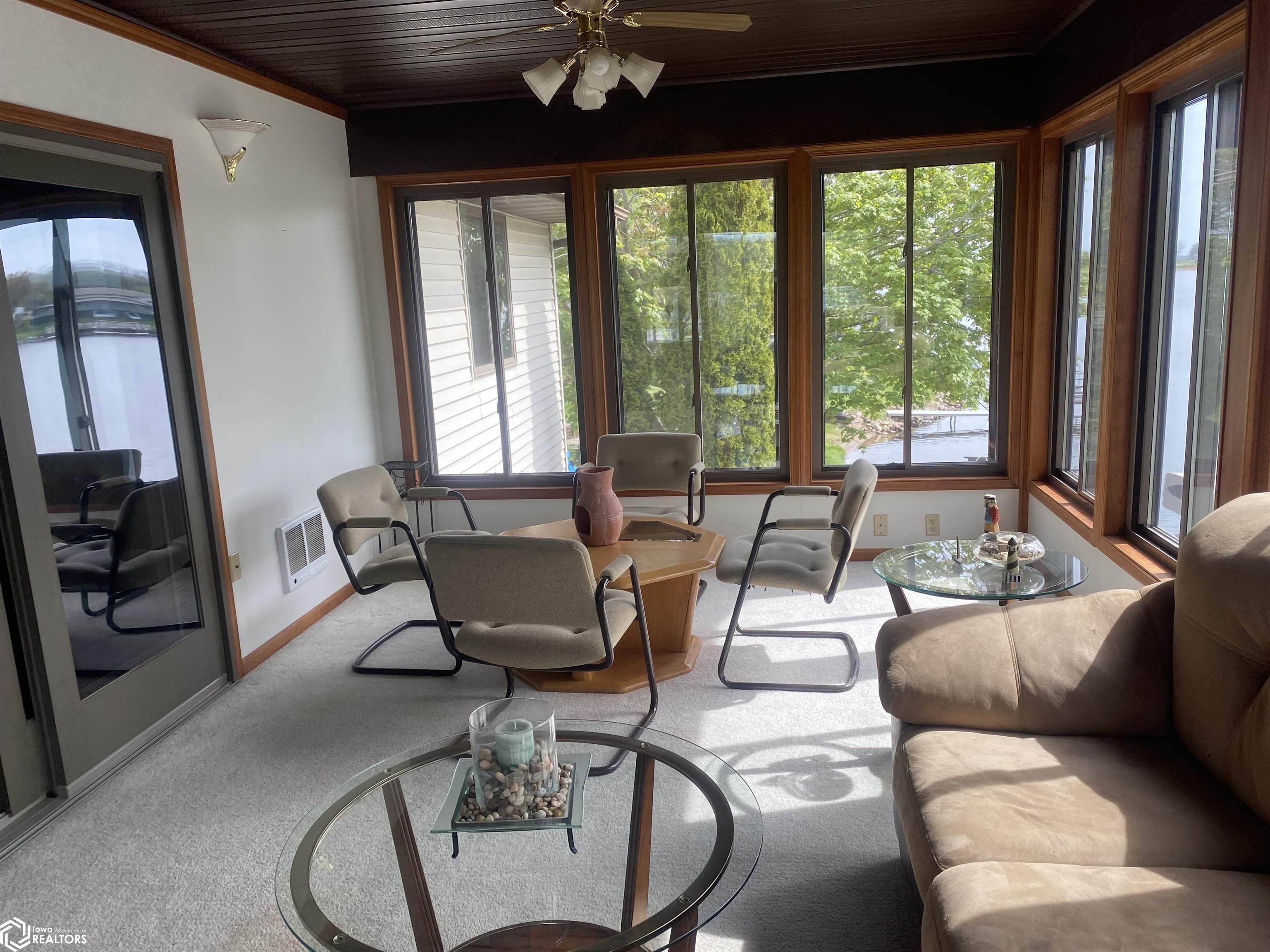5030 N Lakeshore Drive, Brooklyn, Iowa image 8