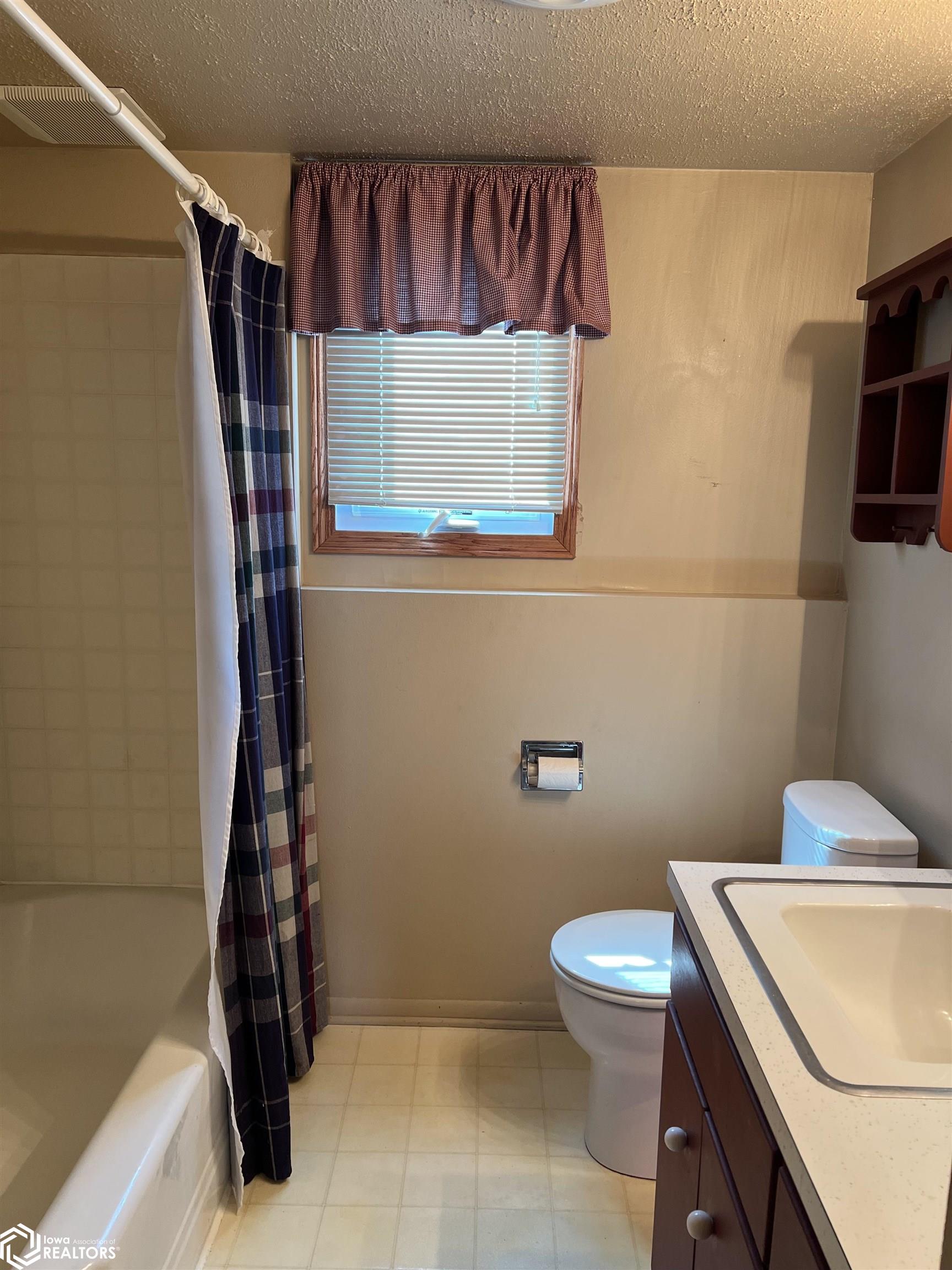 1901 Hillcrest Drive, Atlantic, Iowa image 18