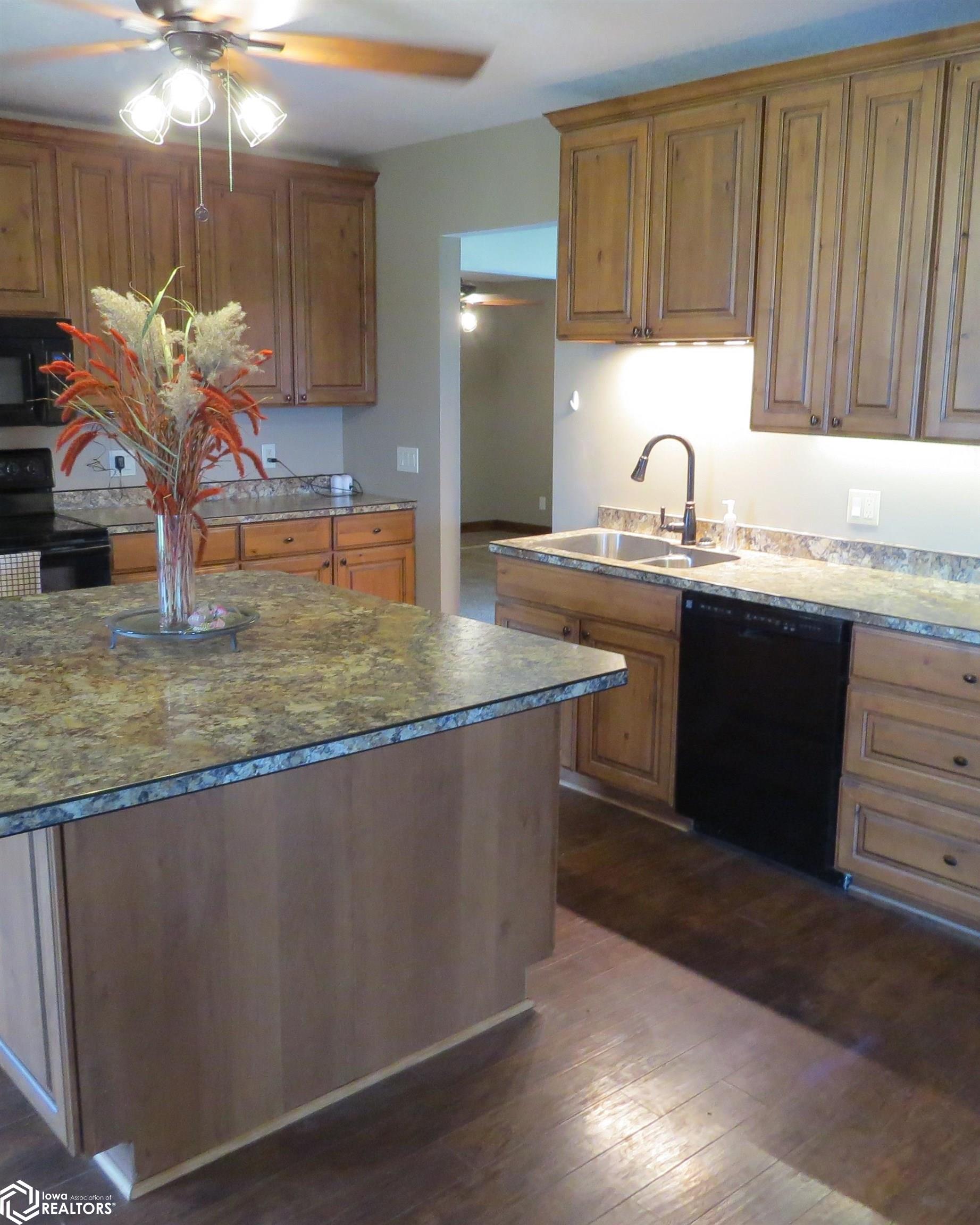 5170 80th Street, Montezuma, Iowa image 32