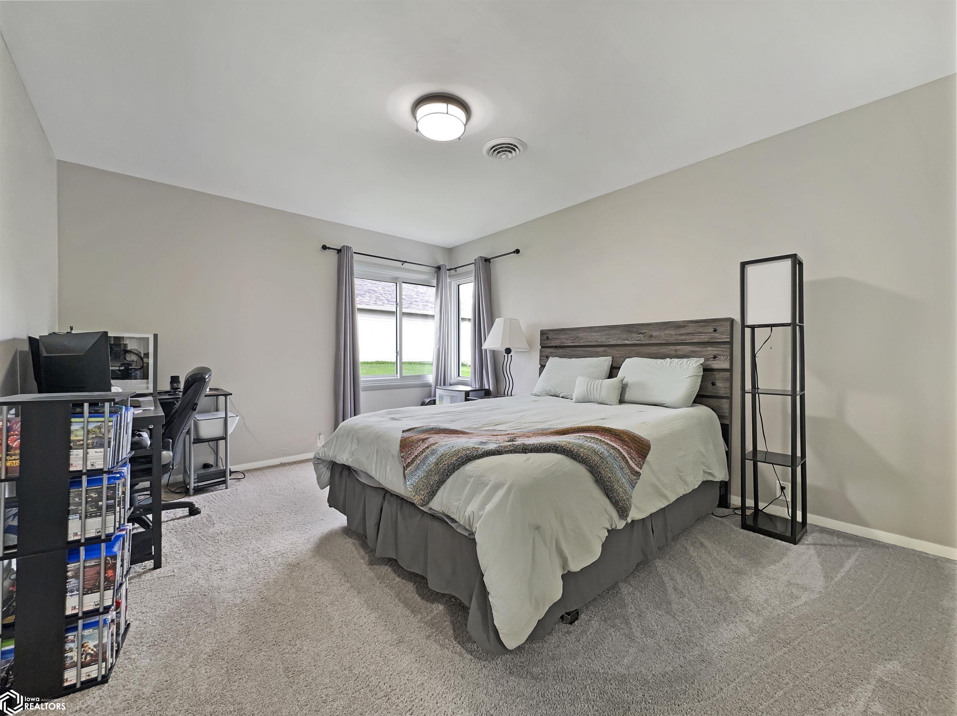 308 3rd Avenue, Hampton, Iowa image 33