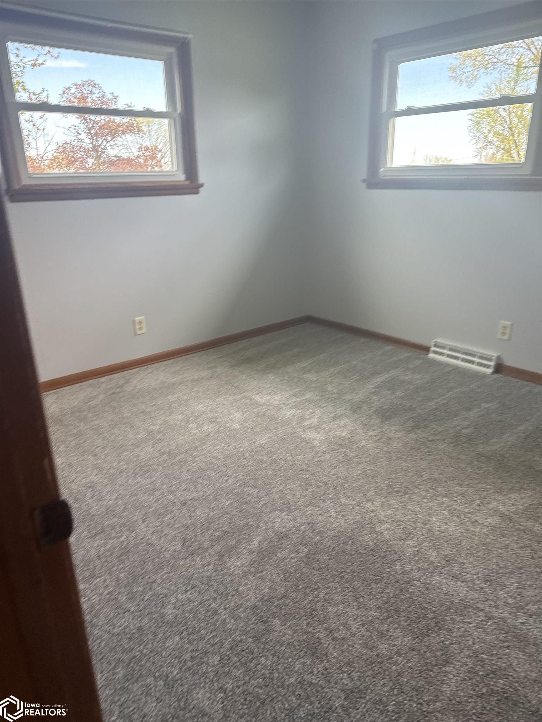 708 E State Street, Toledo, Iowa image 14