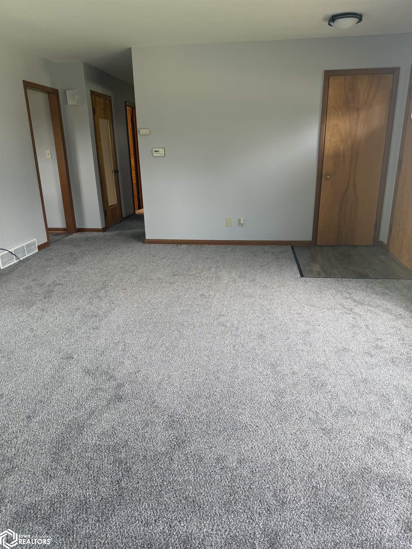 708 E State Street, Toledo, Iowa image 6