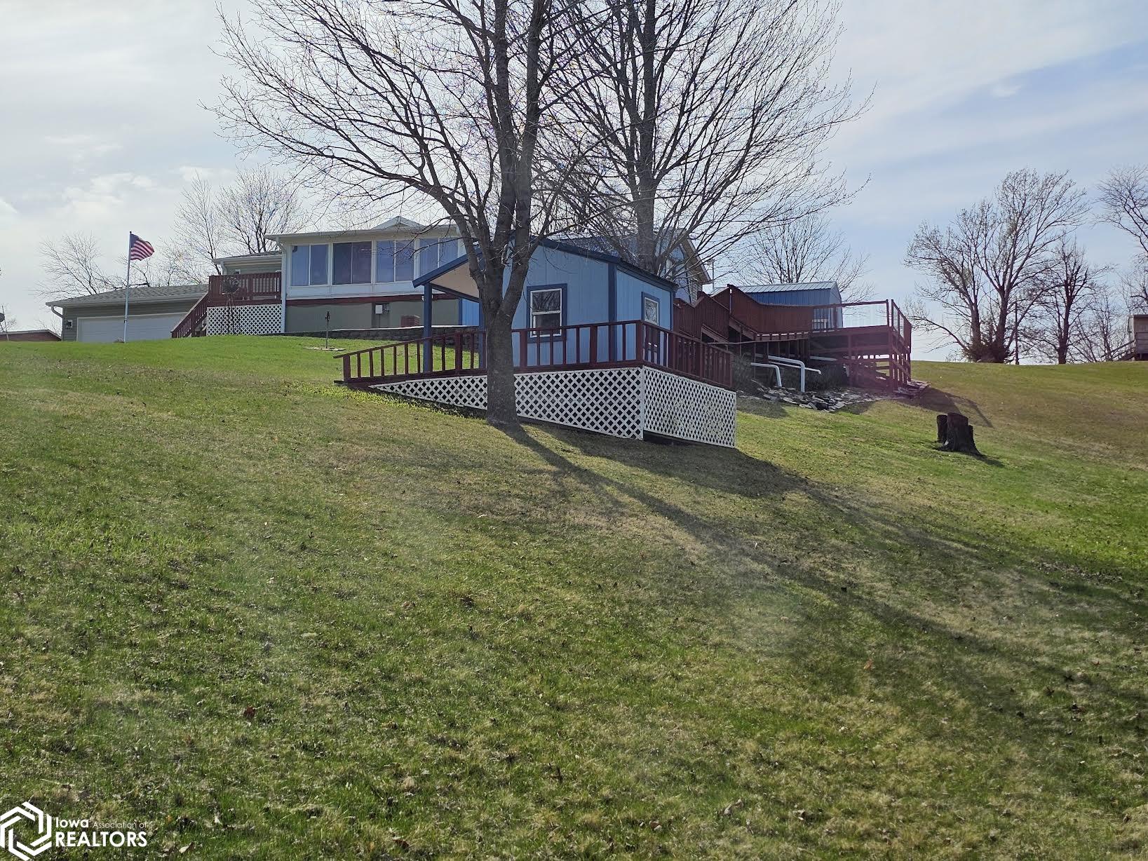 1090 Rock Creek West, Kellogg, Iowa image 1