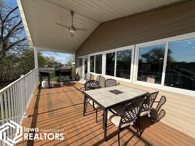 1299 Lakeshore Drive, Brooklyn, Iowa image 10