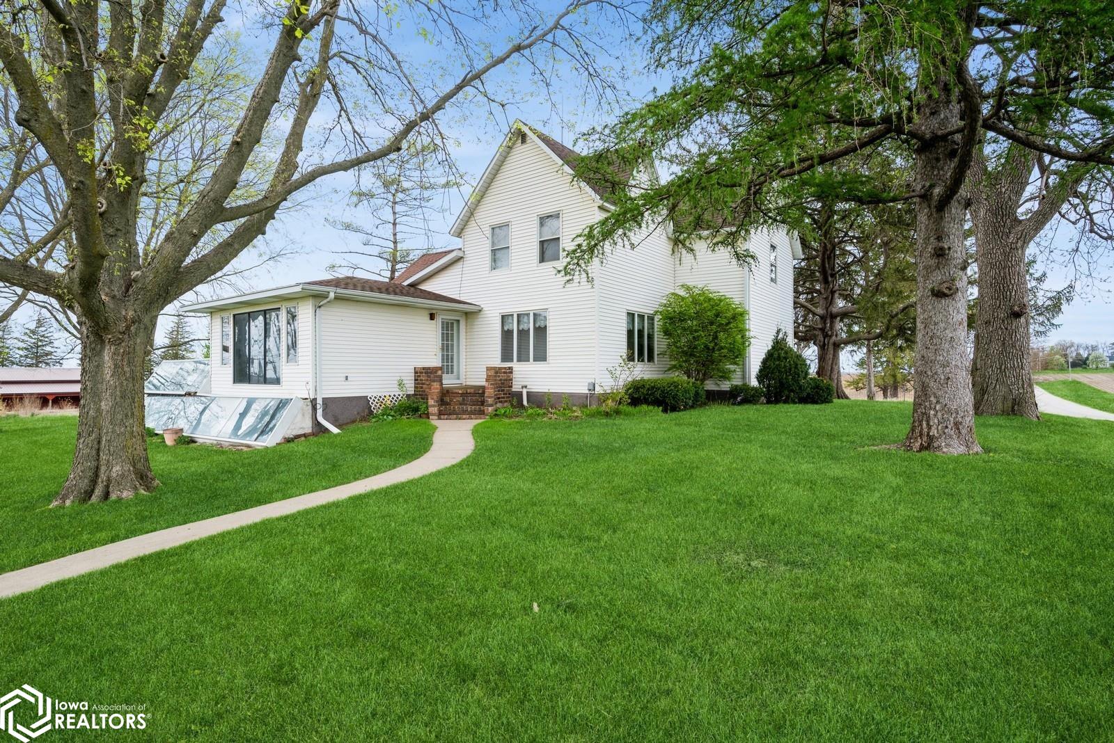 1580 S Avenue, Traer, Iowa image 1