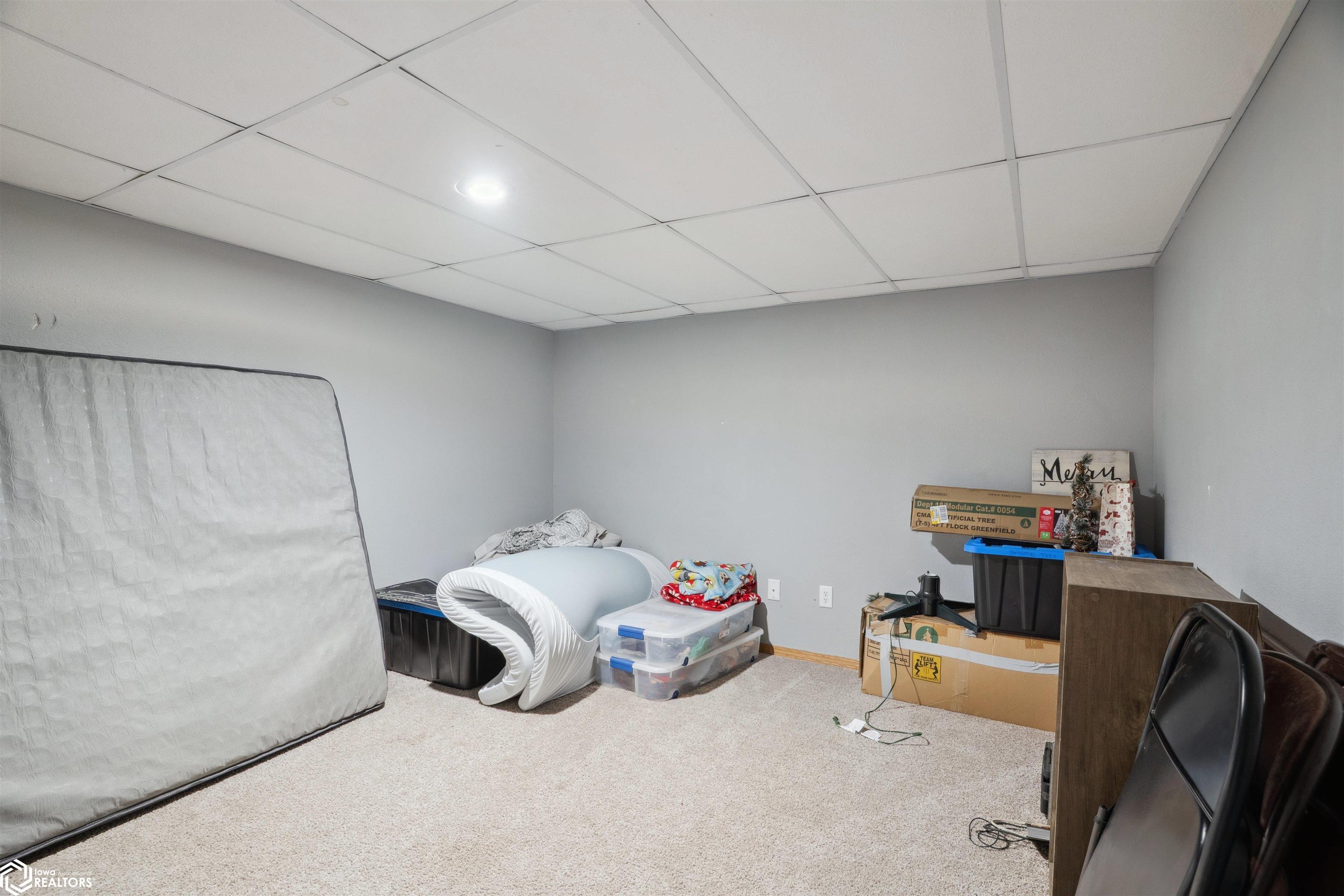104 Greenbrier Drive, Burlington, Iowa image 21