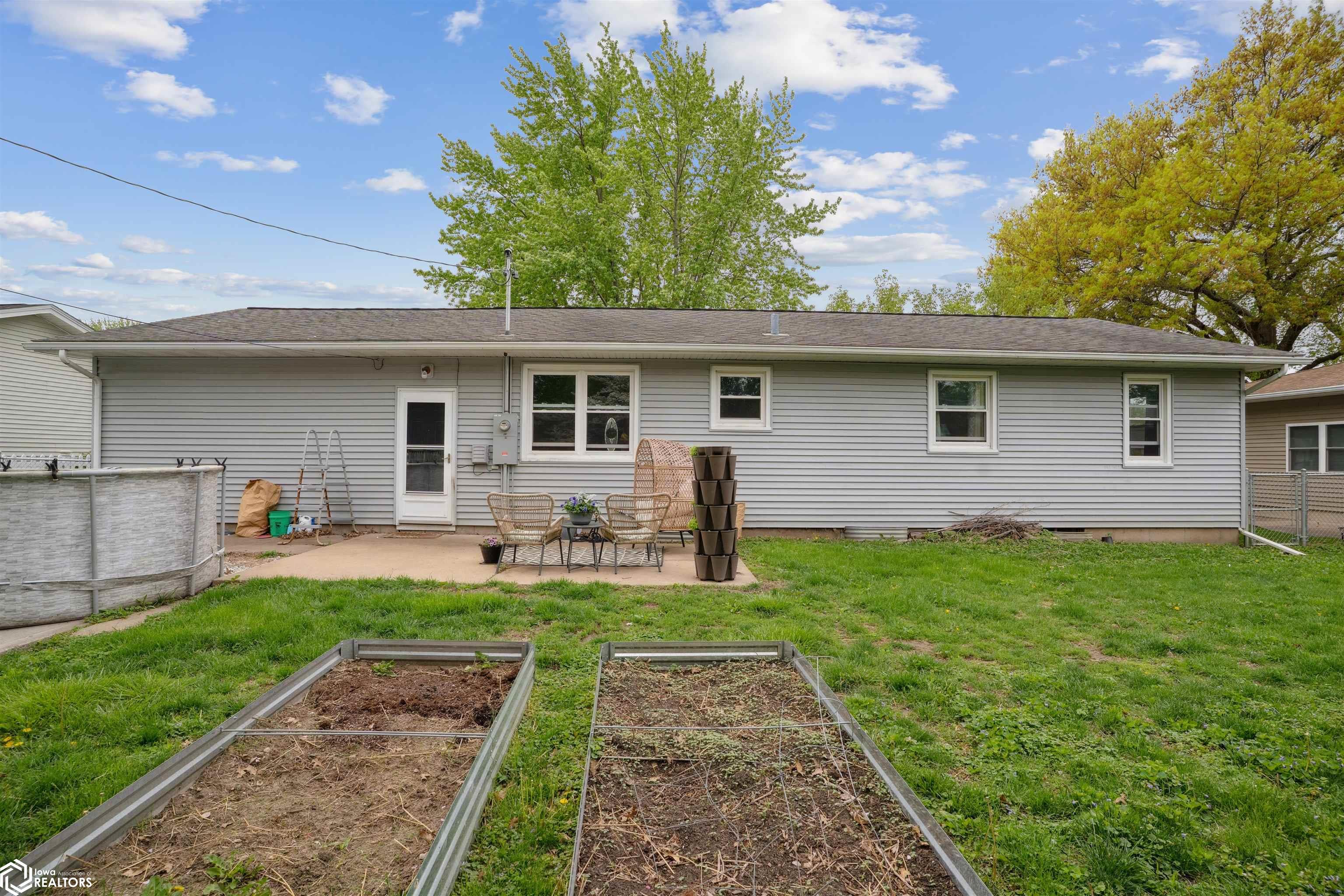 104 Greenbrier Drive, Burlington, Iowa image 24