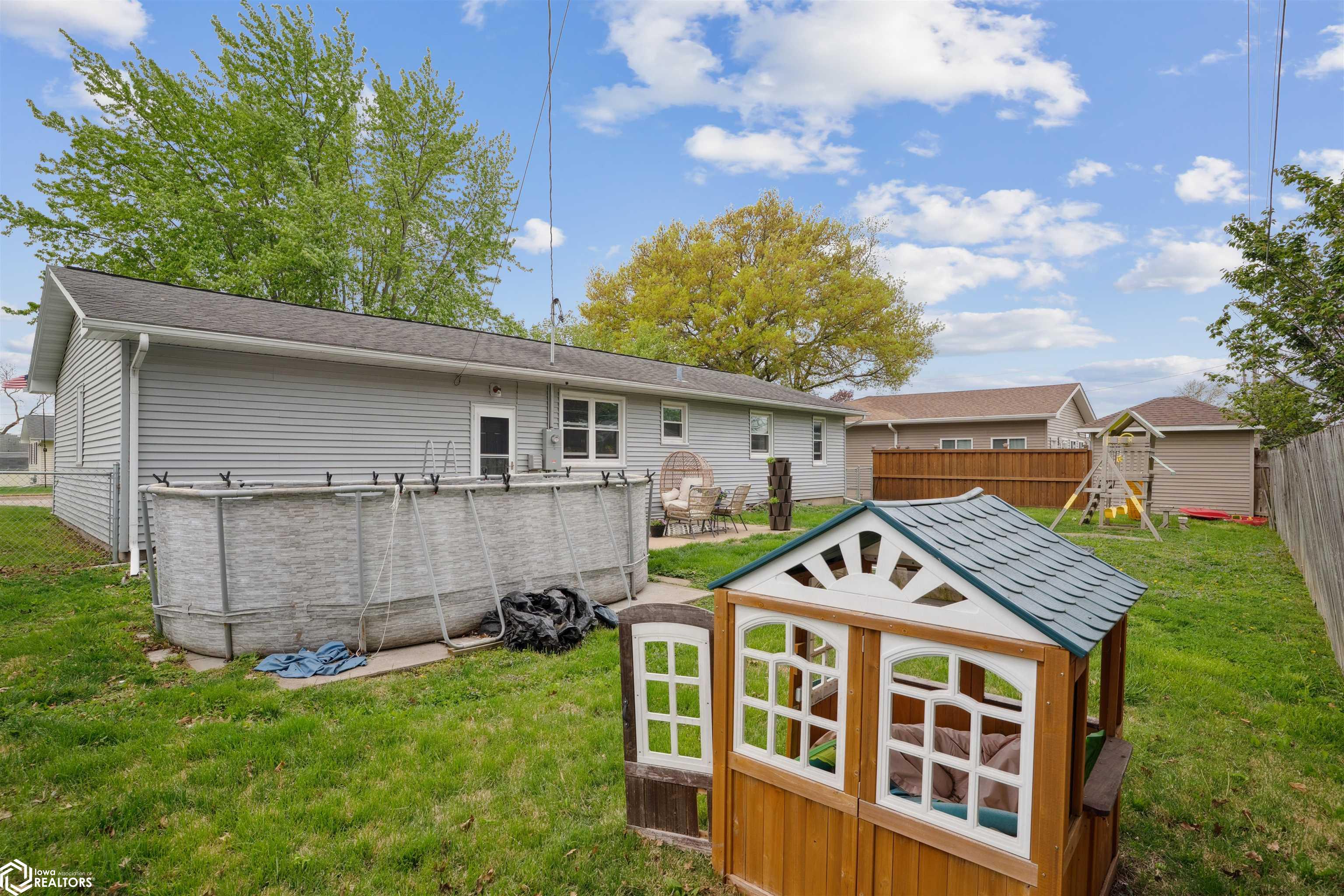 104 Greenbrier Drive, Burlington, Iowa image 25