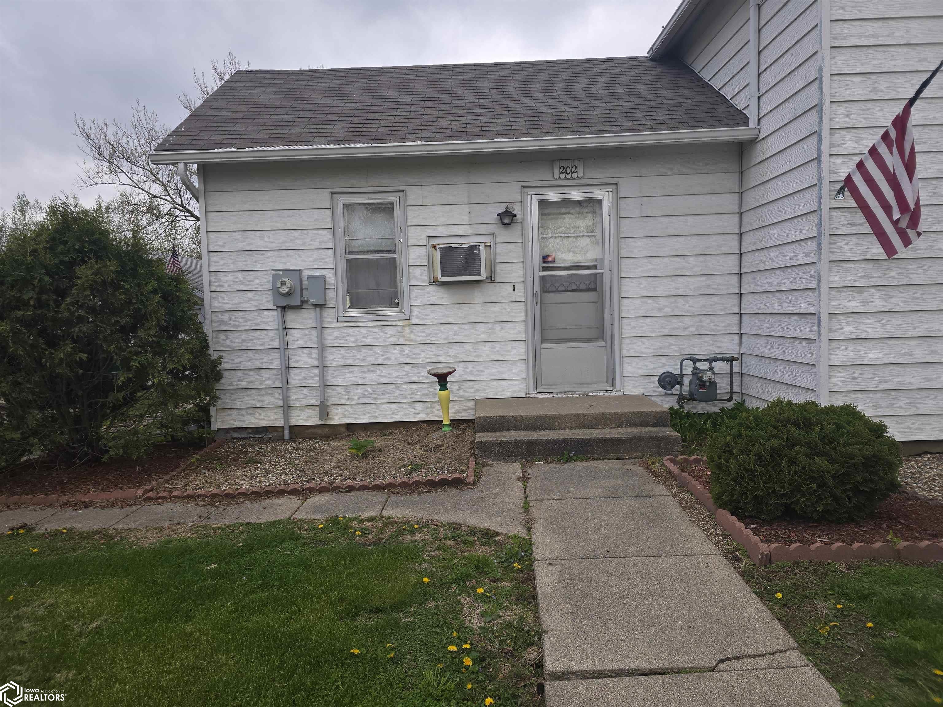 202 SW 7th Avenue, State Center, Iowa image 3