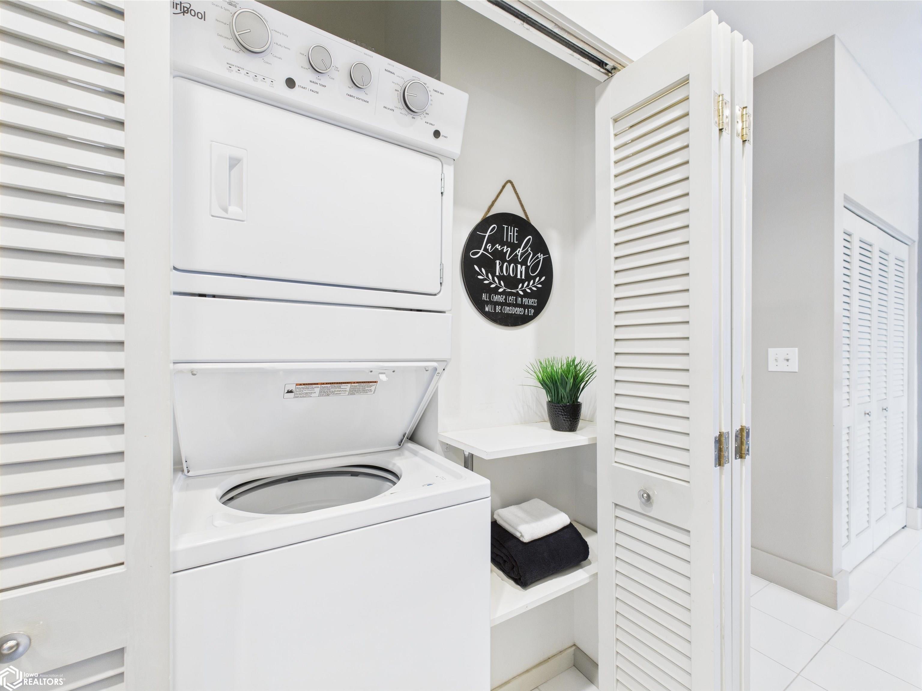 300 Walnut Street #2503, Des Moines, Iowa image 18