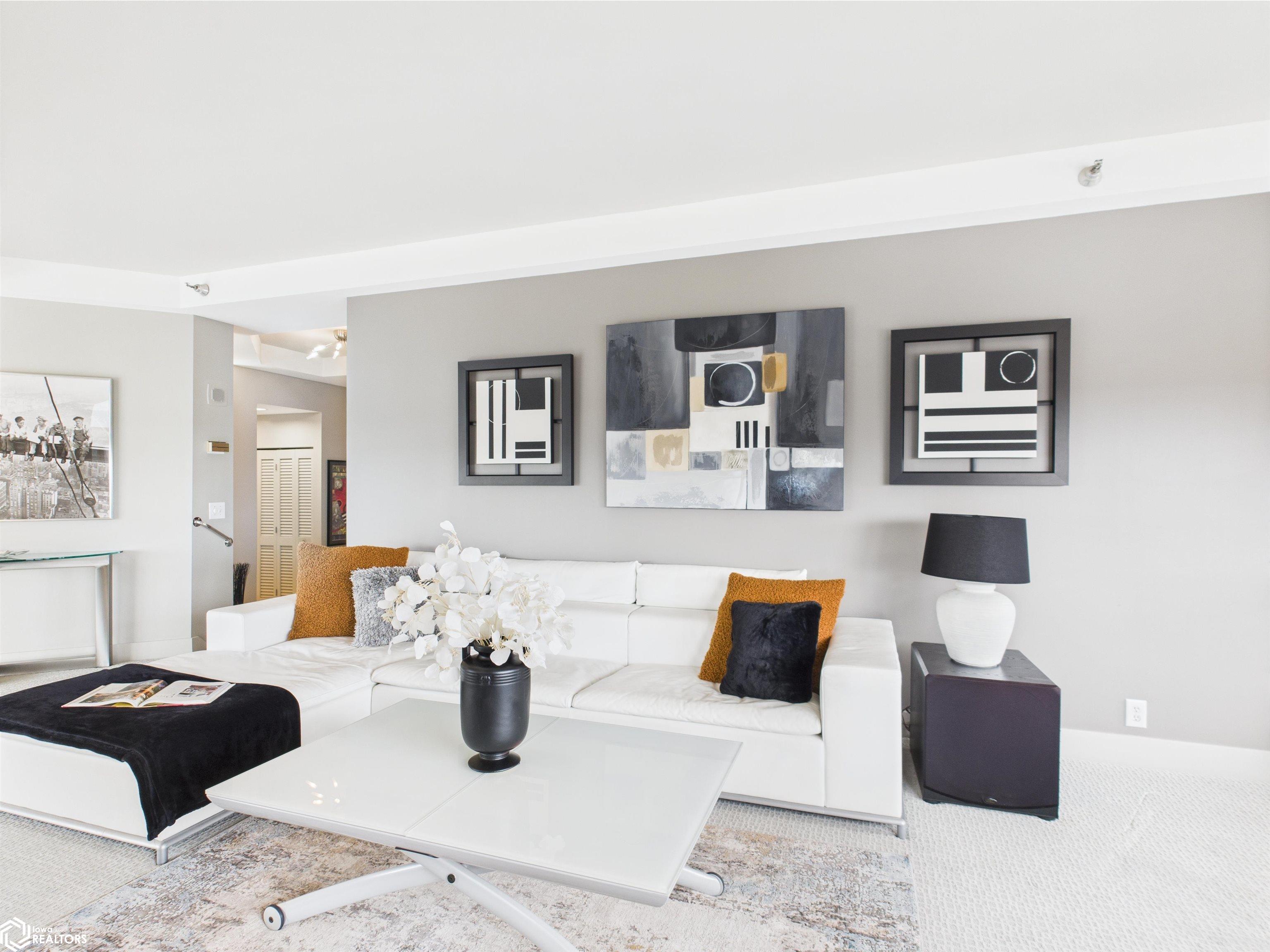300 Walnut Street #2503, Des Moines, Iowa image 20