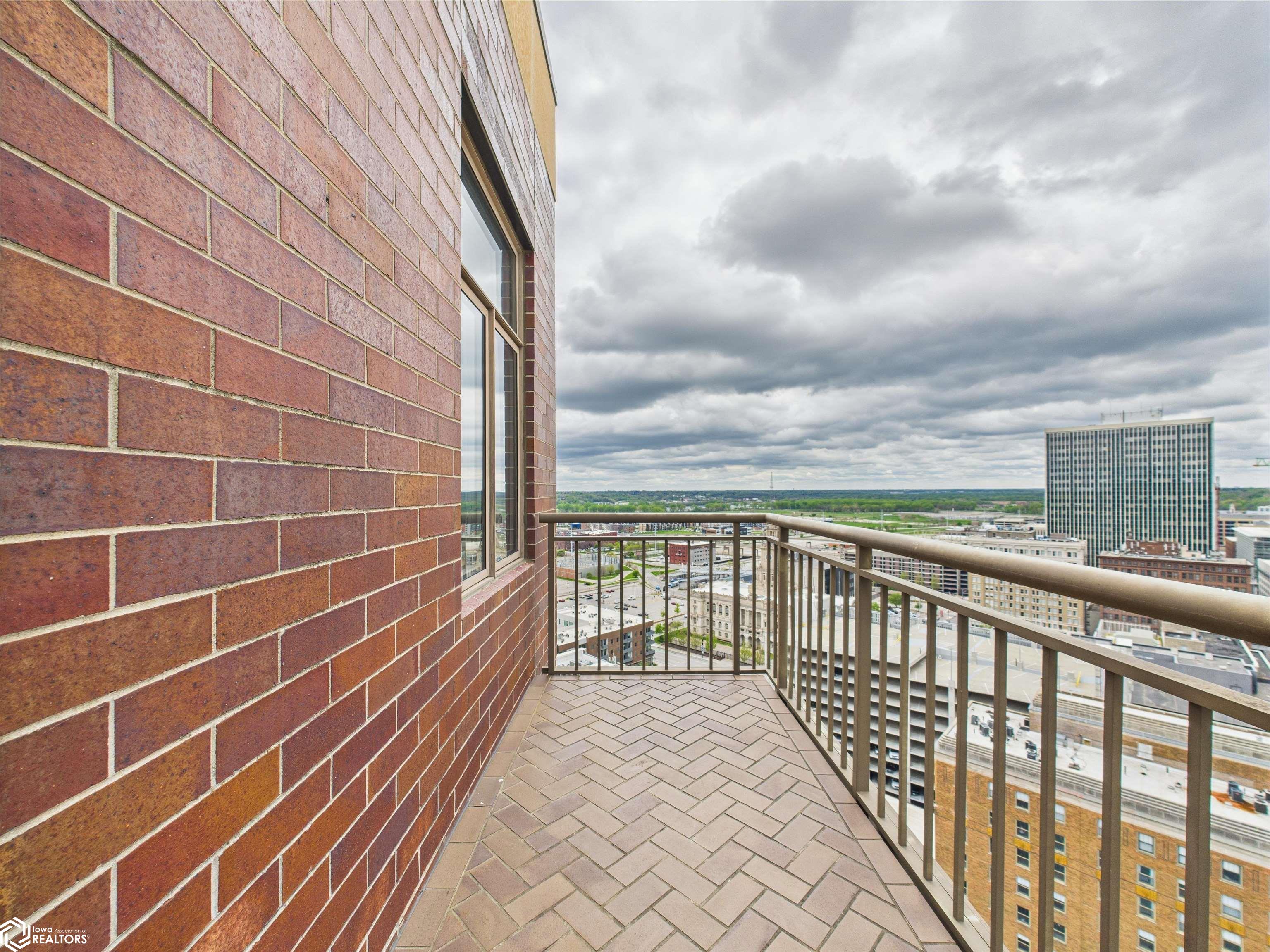 300 Walnut Street #2503, Des Moines, Iowa image 37