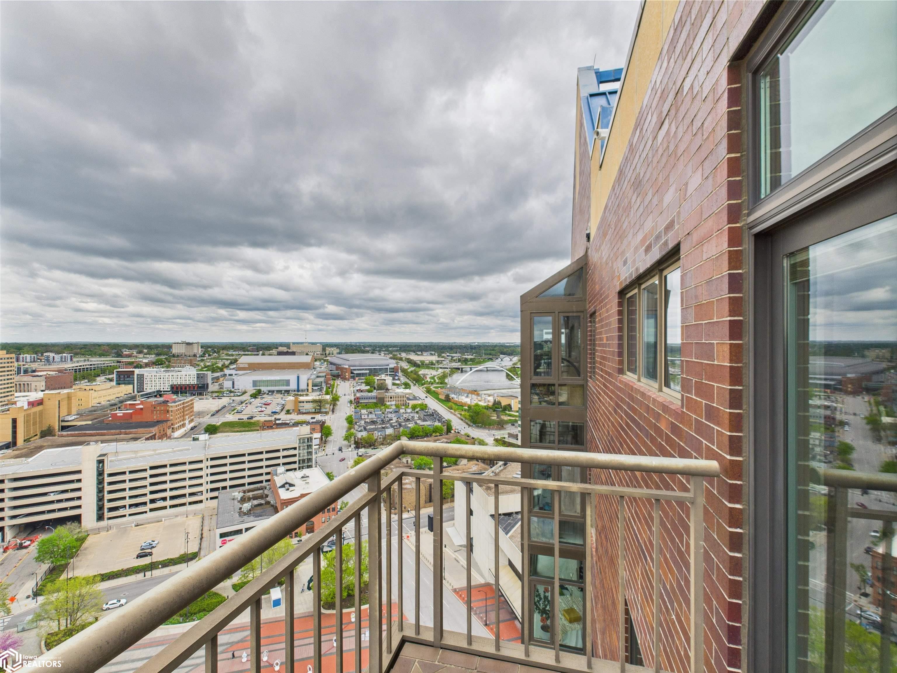 300 Walnut Street #2503, Des Moines, Iowa image 39