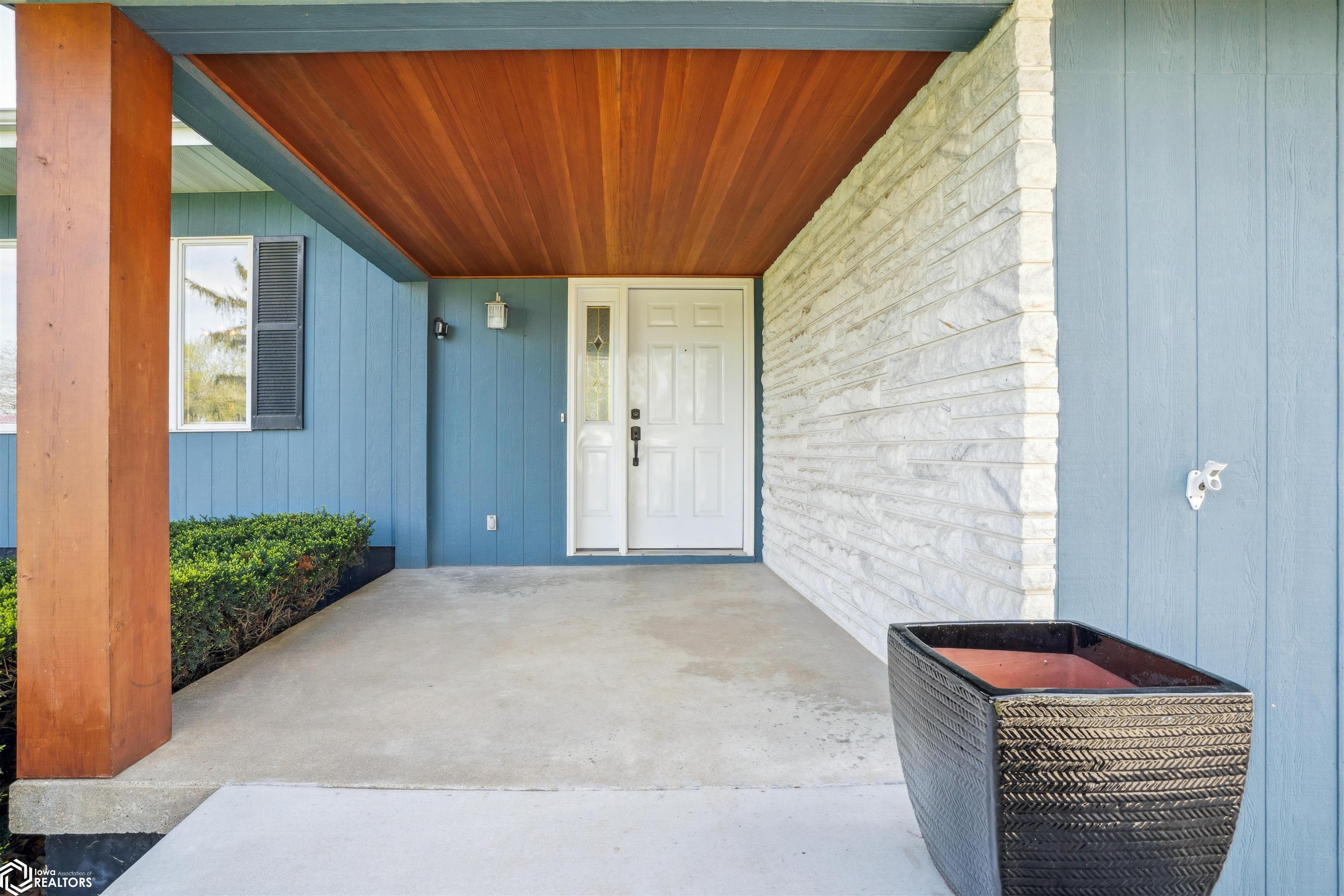 With Cedar Accents