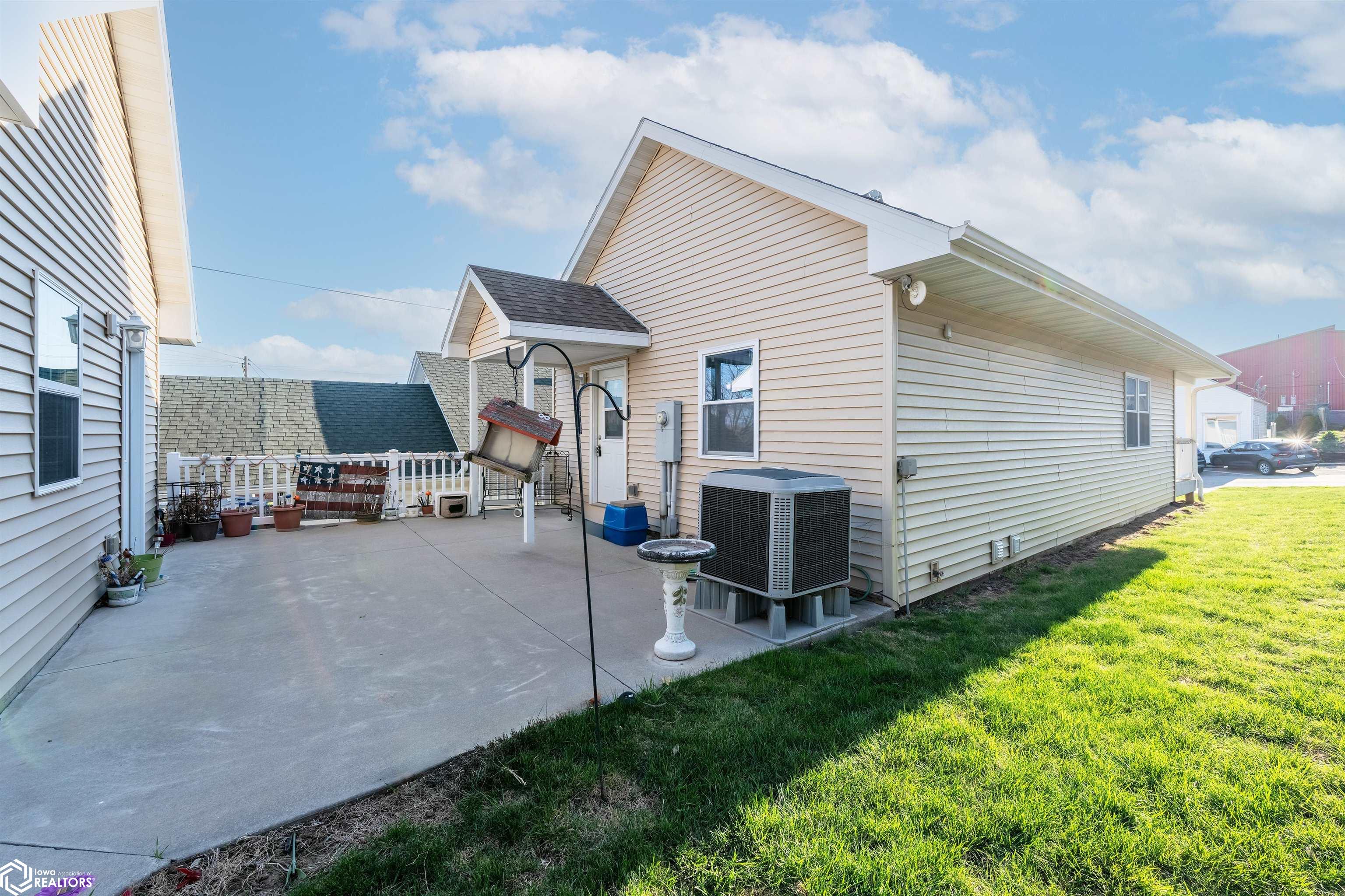 115 S 4th Avenue, Logan, Iowa image 23