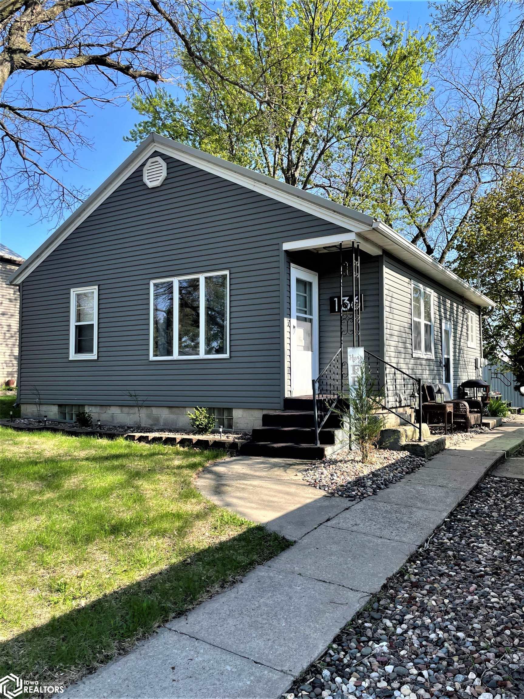 136 4th Avenue, Titonka, Iowa image 2