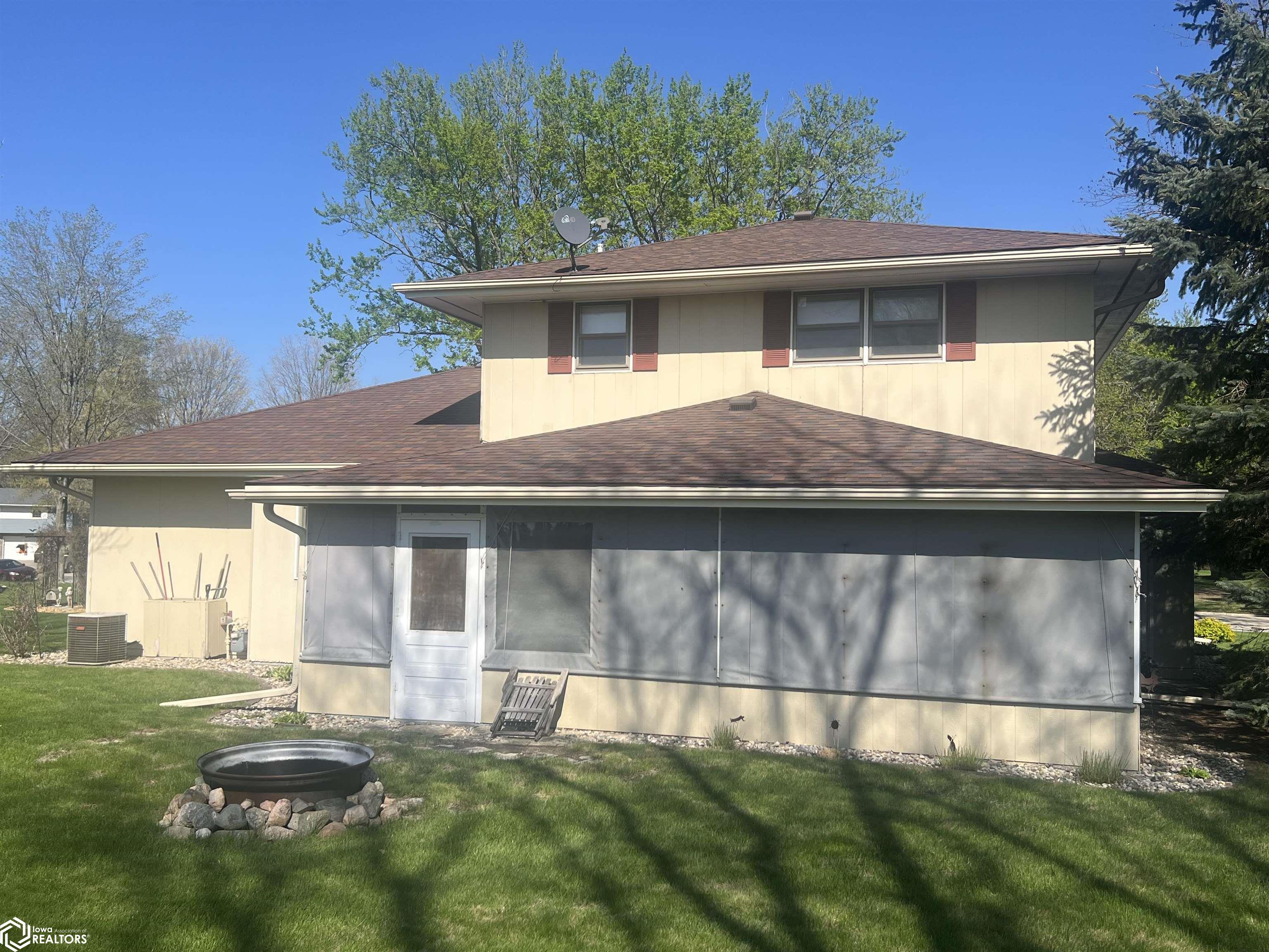 906 11th St Sw, Humboldt, Iowa image 4