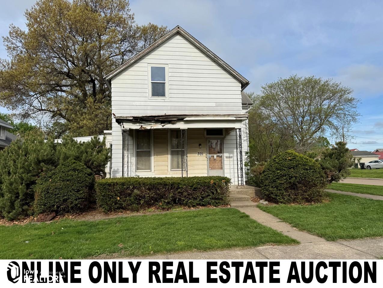 301 Ballard Street, West Burlington, Iowa image 1