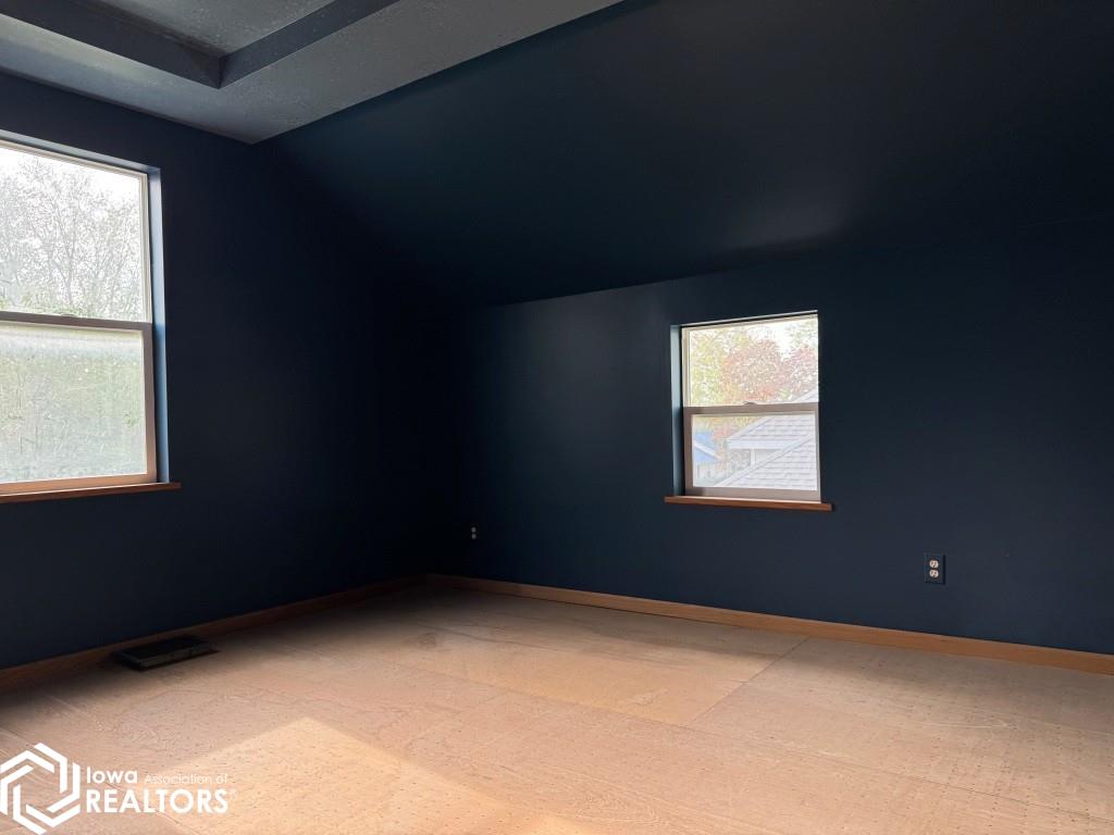 301 Ballard Street, West Burlington, Iowa image 18