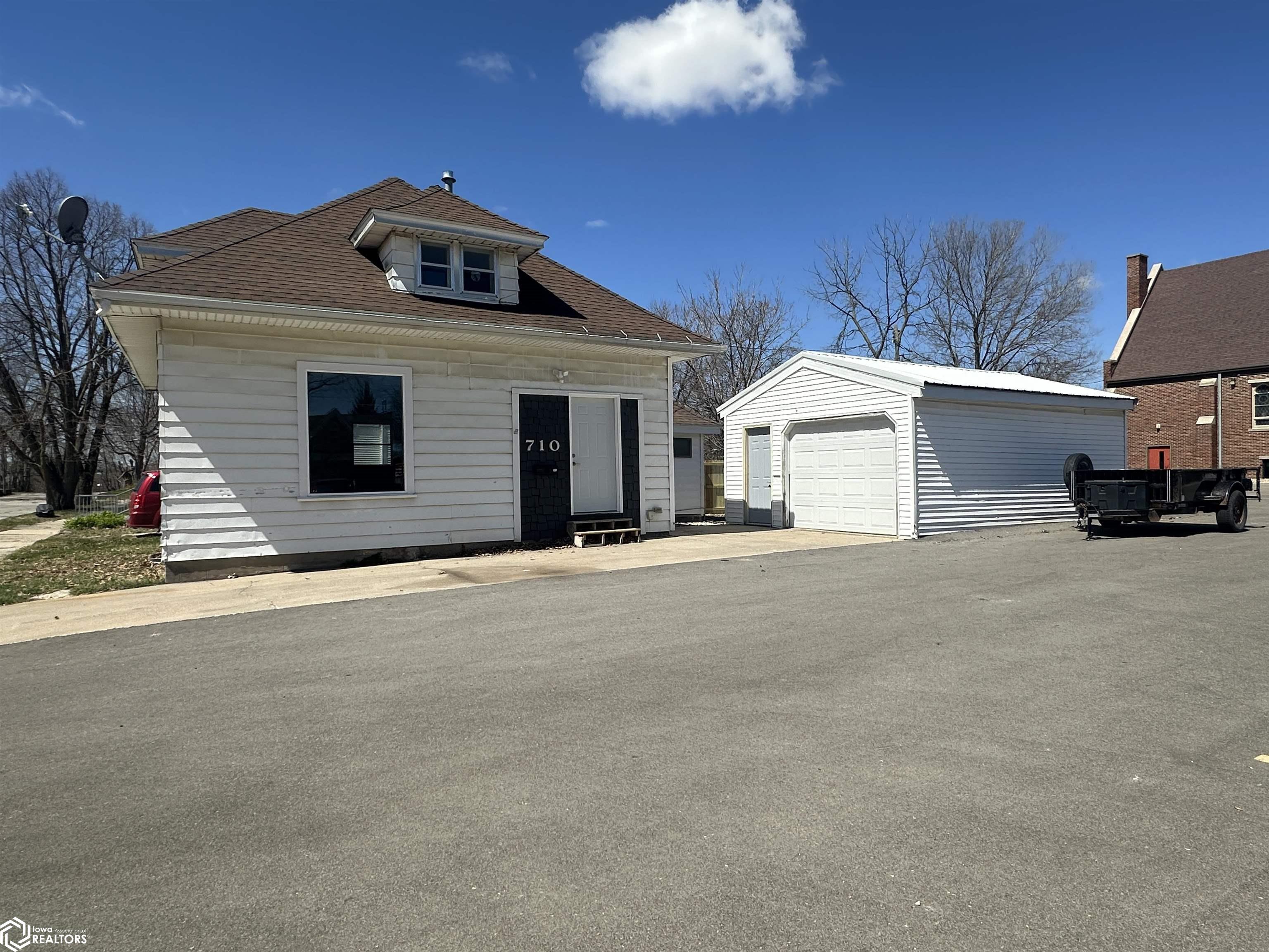 710 Iowa Street, Iowa Falls, Iowa image 1